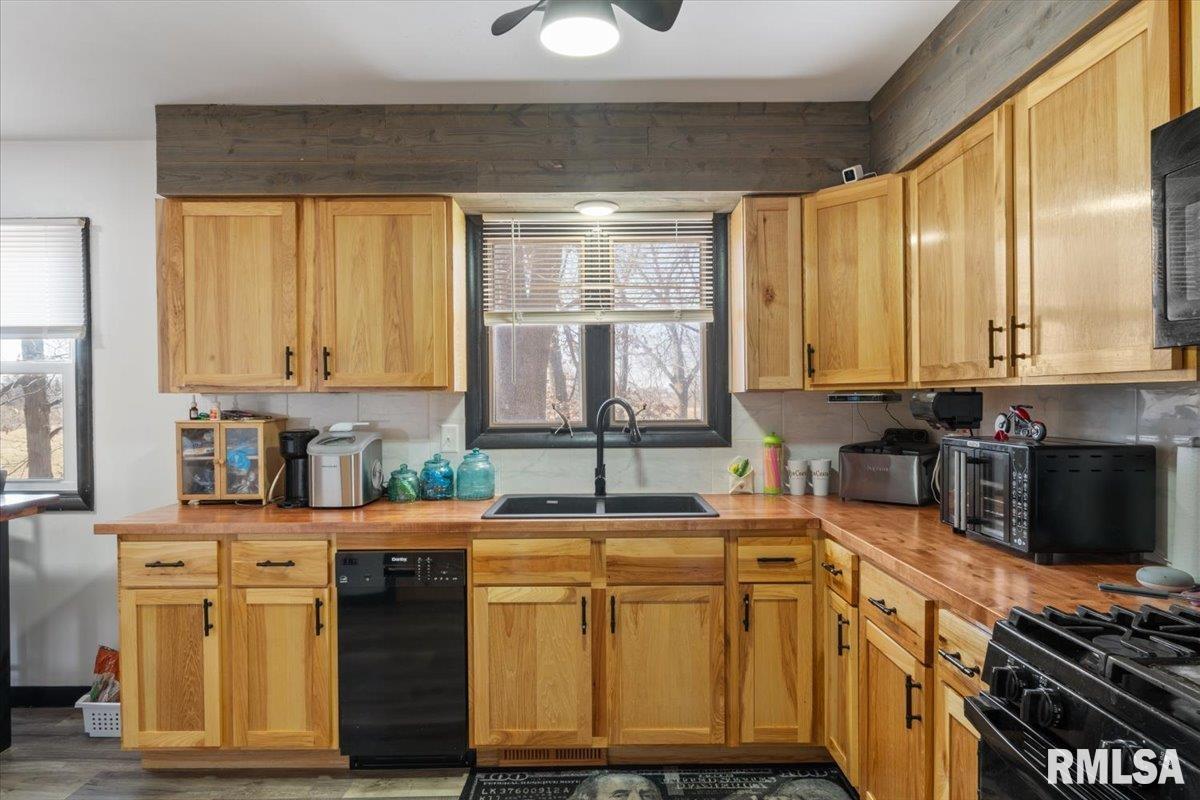 112 Hillcrest Drive, Geneseo, Illinois image 11