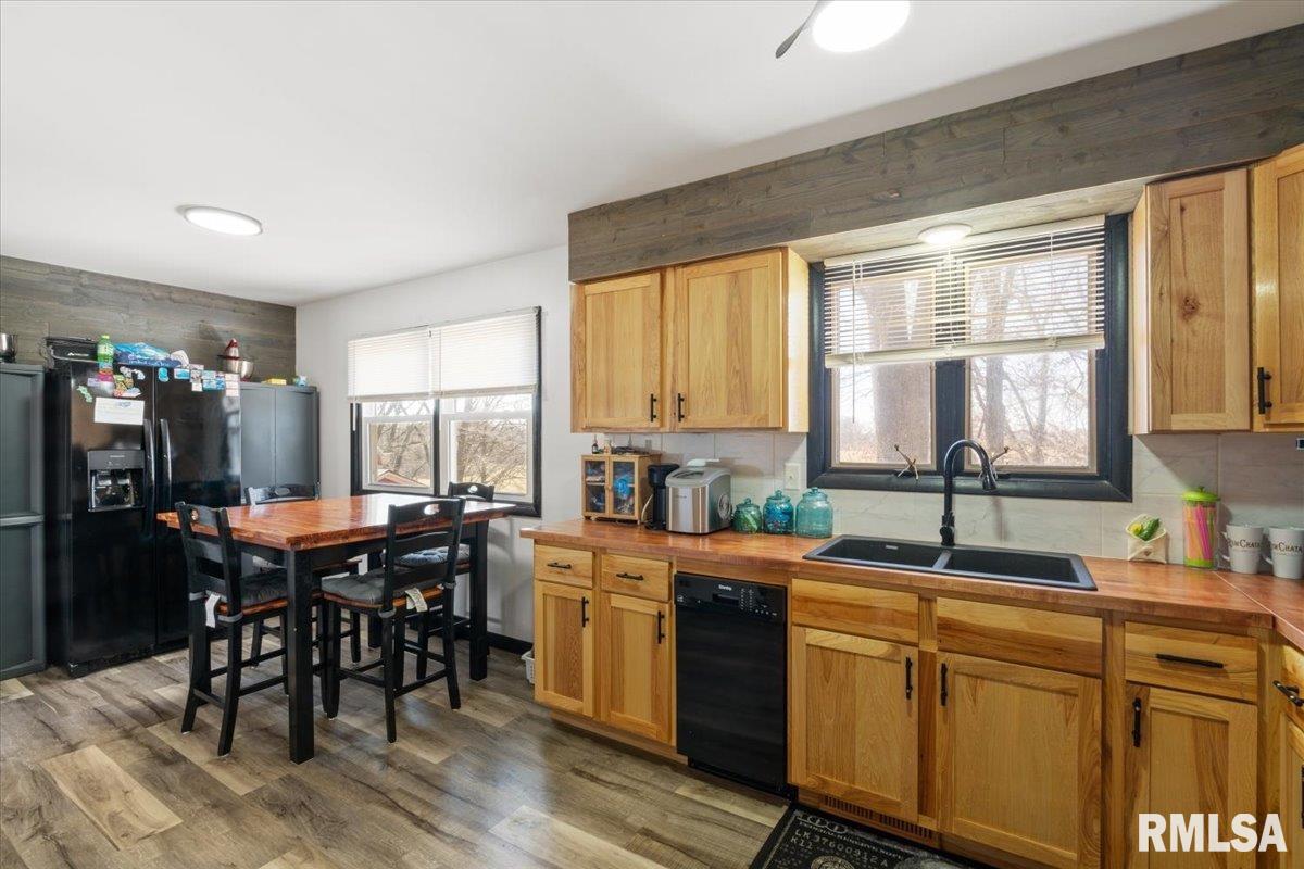 112 Hillcrest Drive, Geneseo, Illinois image 12