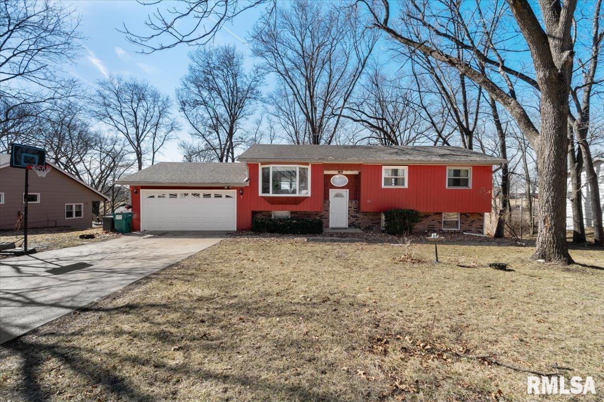 112 Hillcrest Drive, Geneseo, Illinois image 1