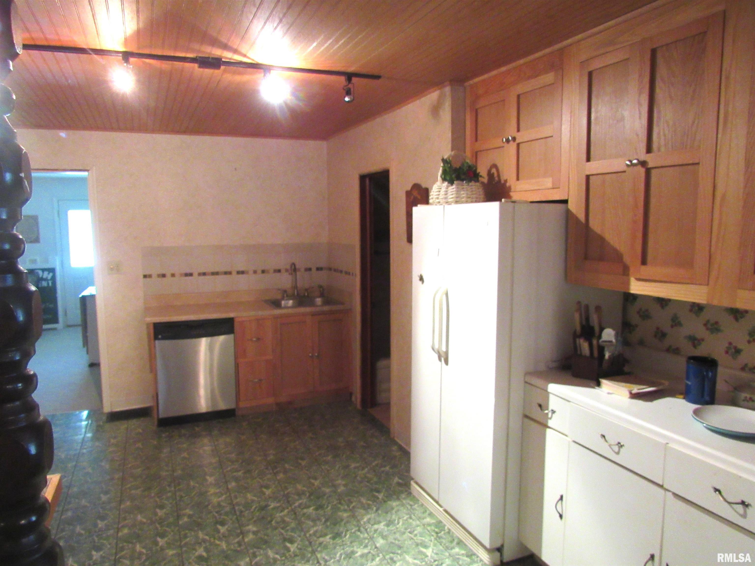 1514 E Wilson Avenue, Peoria, Illinois image 10