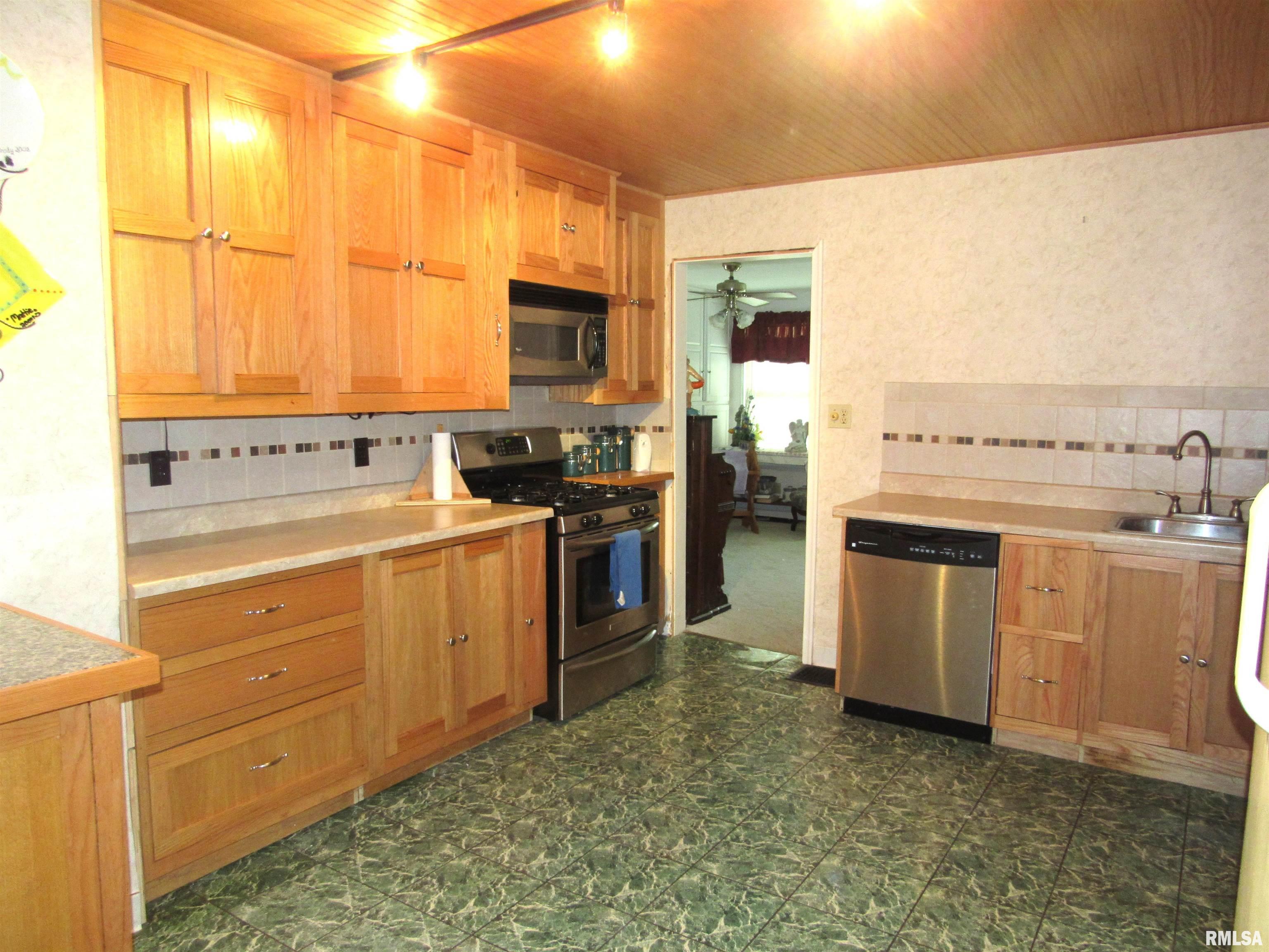 1514 E Wilson Avenue, Peoria, Illinois image 11