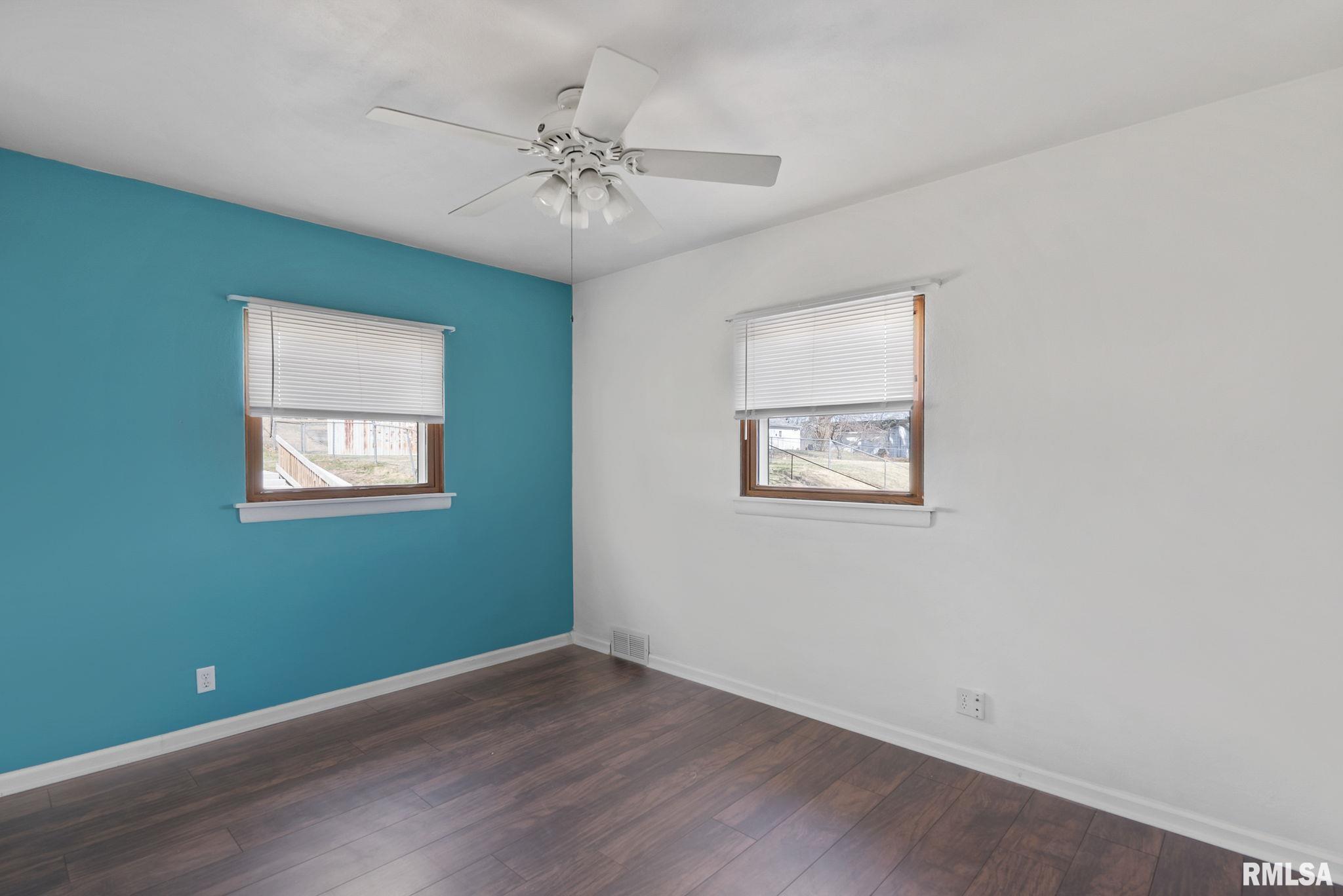 1004 W Rusholme Street, Davenport, Iowa image 20
