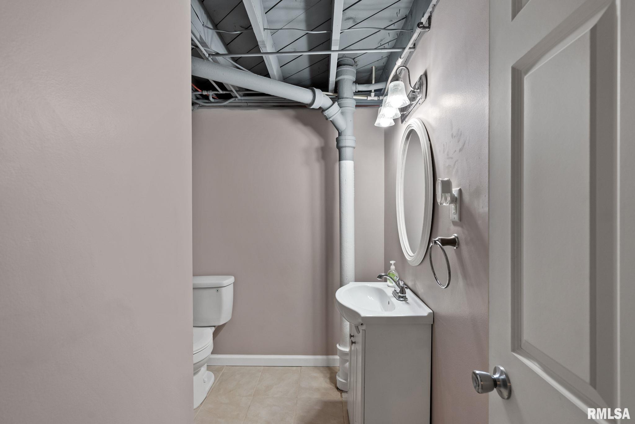 1004 W Rusholme Street, Davenport, Iowa image 25