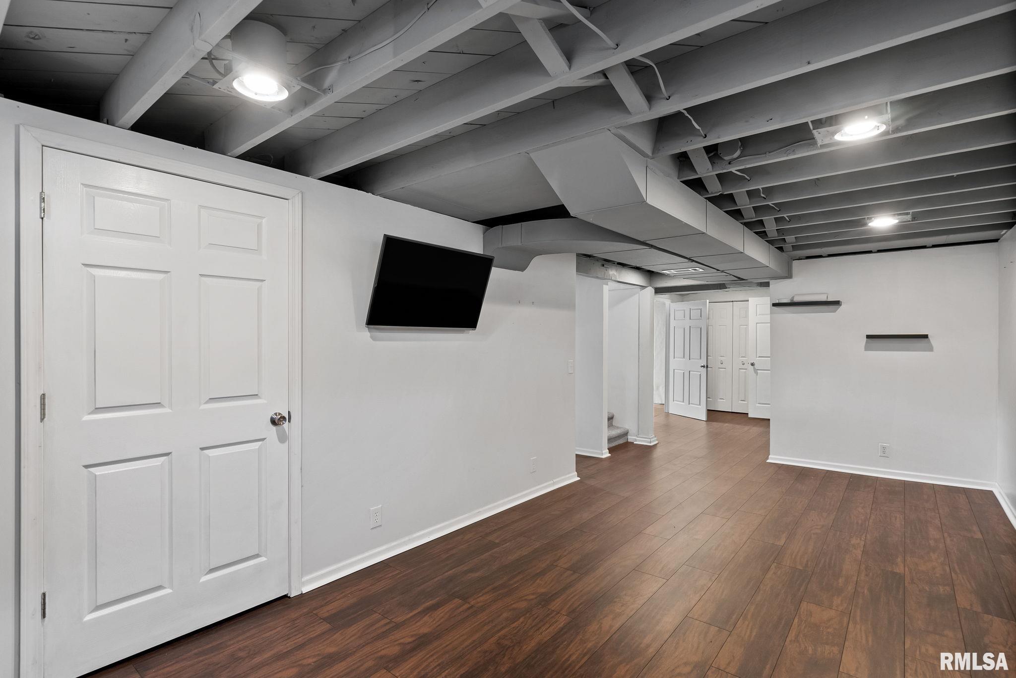 1004 W Rusholme Street, Davenport, Iowa image 23