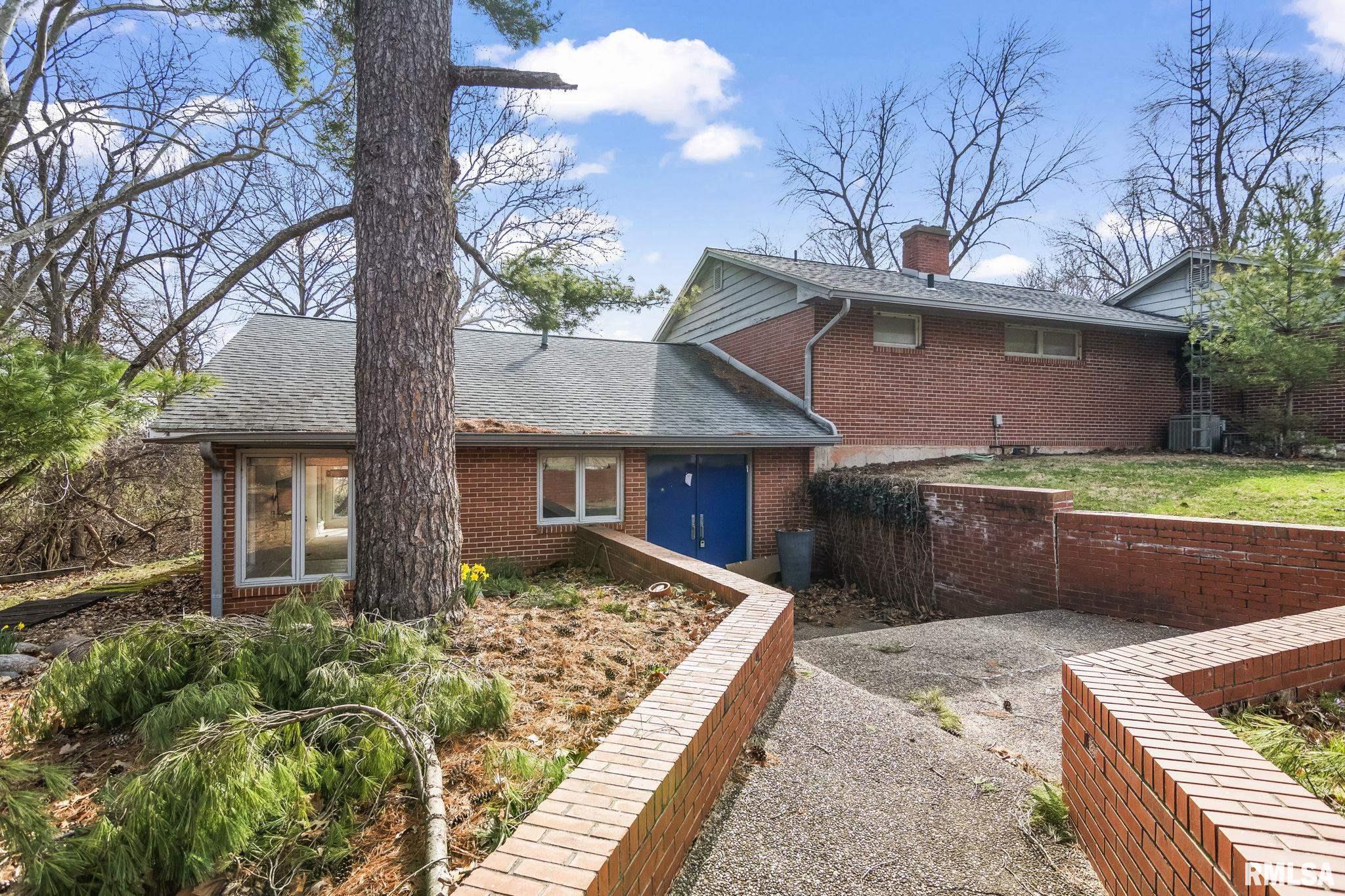 2336 W Lake Shore Drive, Springfield, Illinois image 2