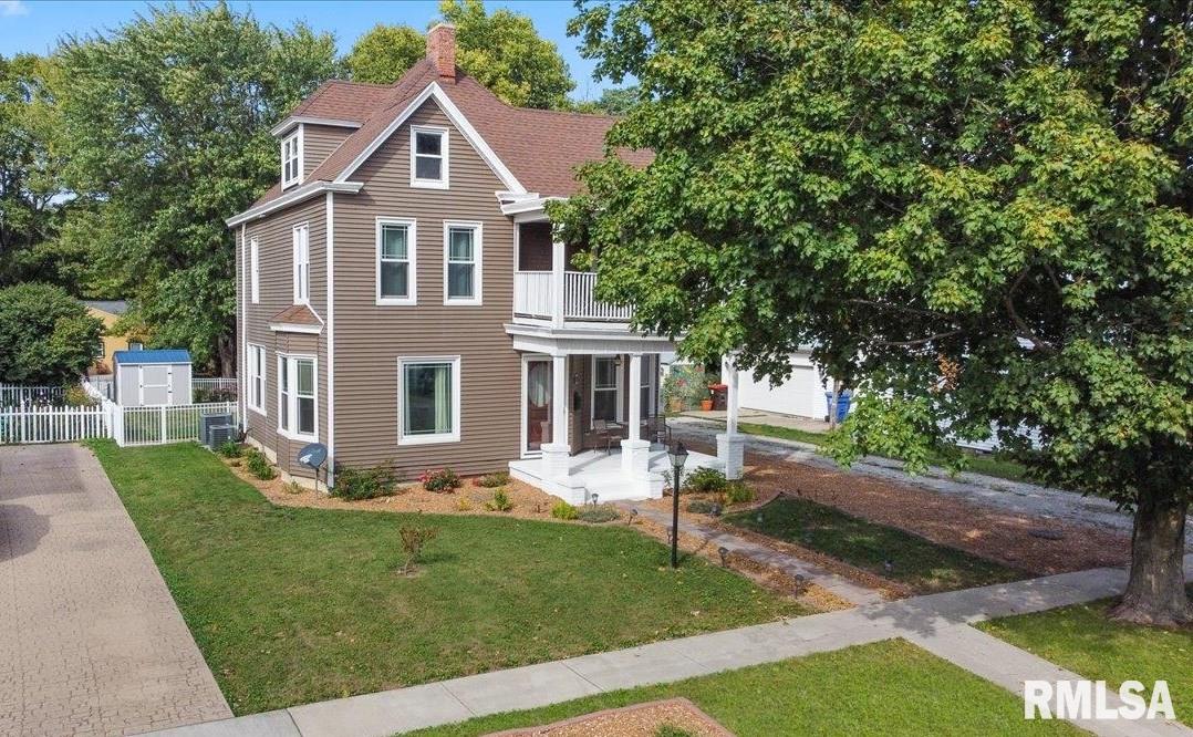 513 W Jackson Street, Petersburg, Illinois image 2