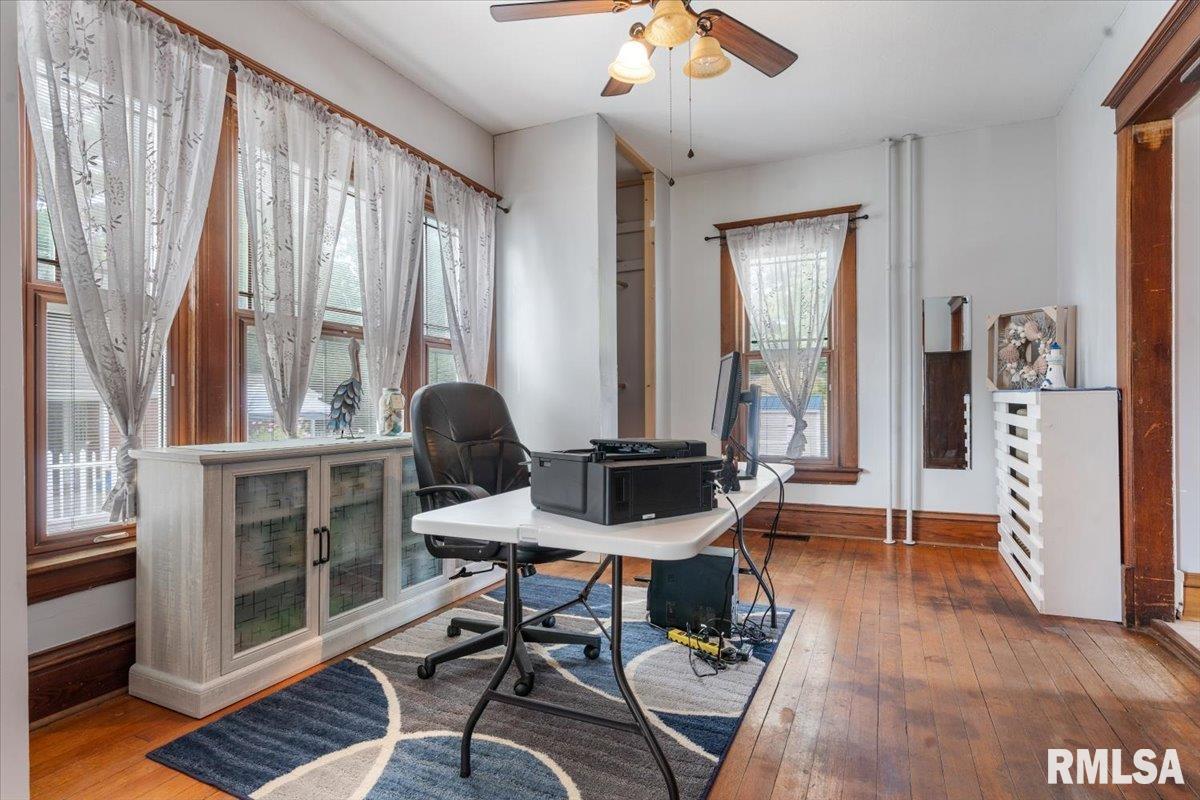 513 W Jackson Street, Petersburg, Illinois image 15