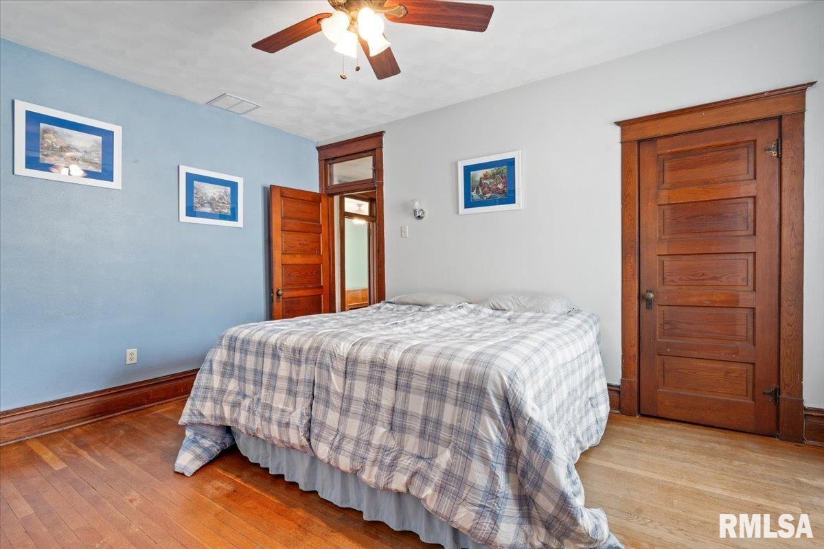 513 W Jackson Street, Petersburg, Illinois image 22