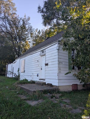 2710 W ANTOINETTE ST, PEORIA, IL 61605 - Image dde44d68f9ef93a94632b9d4f7aeac0d/3946342369