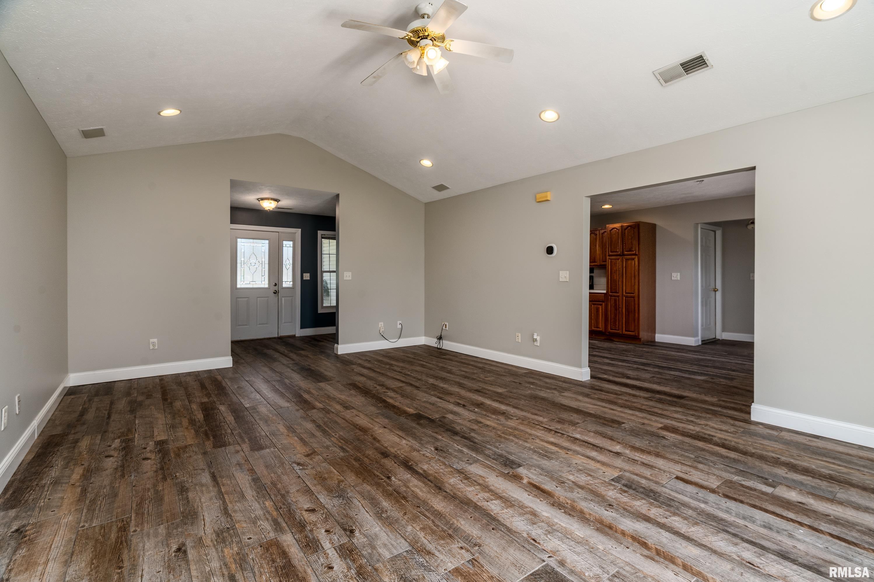 501 Bogie Drive, Herrin, Illinois image 5