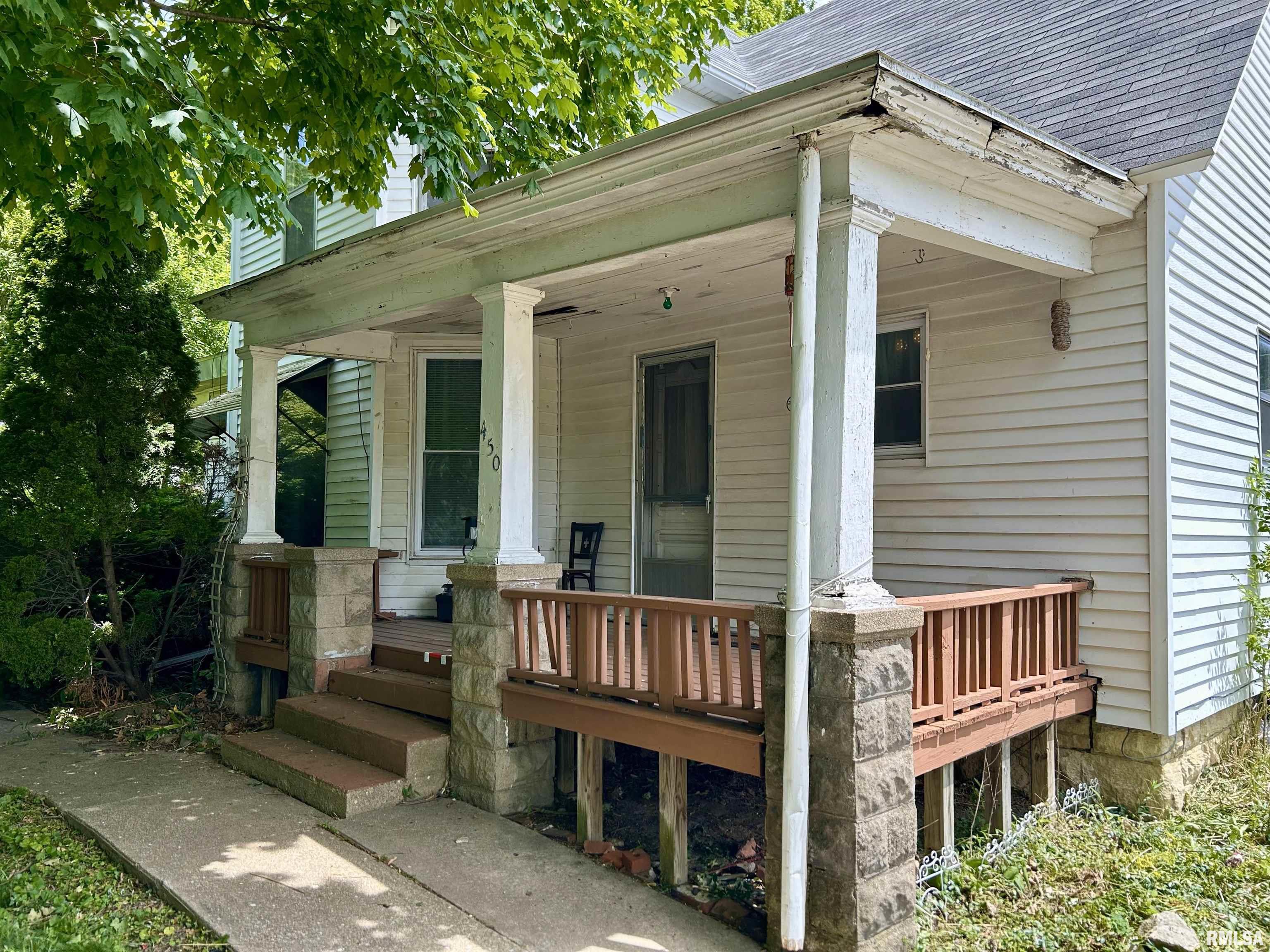 450 S Pearl Street, Waverly, Illinois image 2
