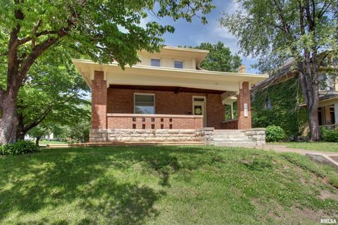 Homes For Sale - 1601 State Street<br/> Adams County, Quincy, IL 62301