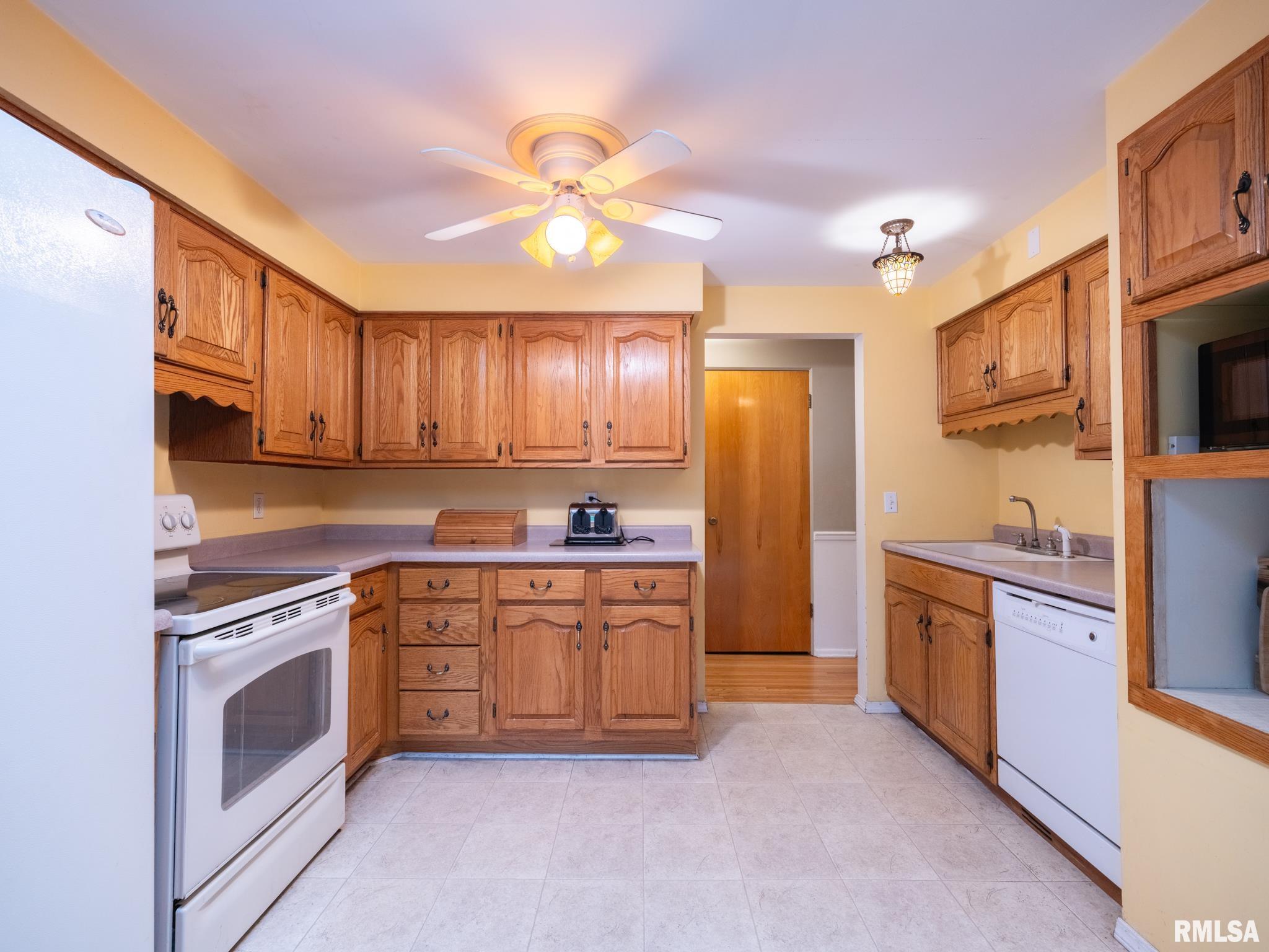 110 Oaklawn Court, East Peoria, Illinois image 18