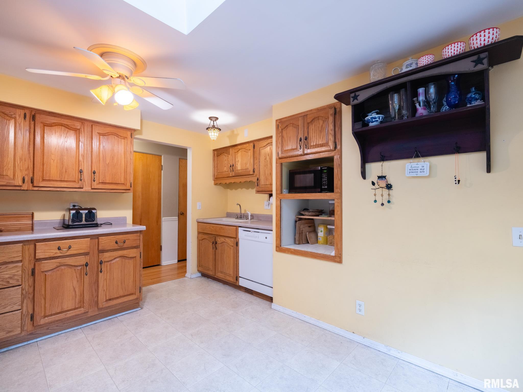 110 Oaklawn Court, East Peoria, Illinois image 17