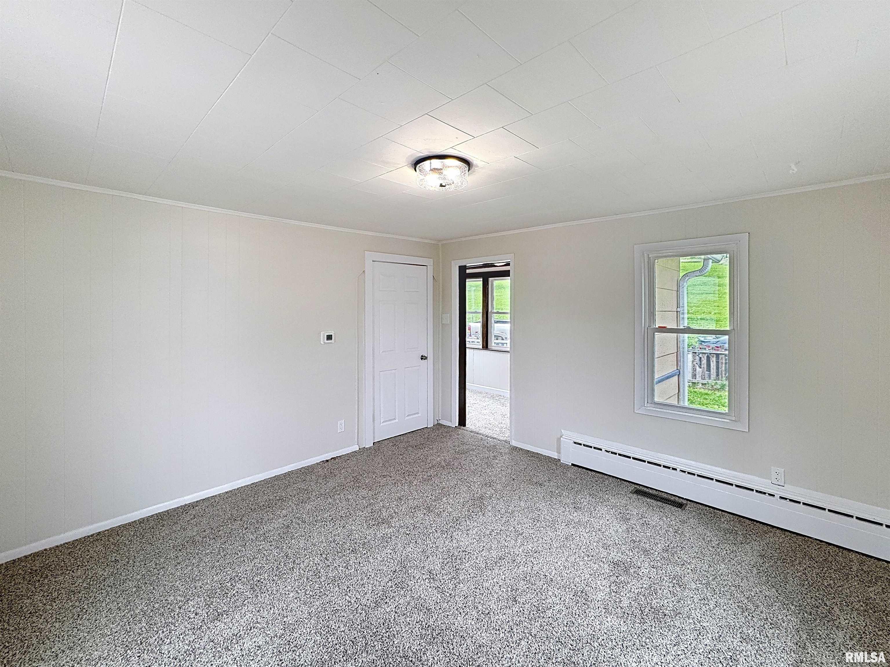 1839 W 9th Street, Davenport, Iowa image 6