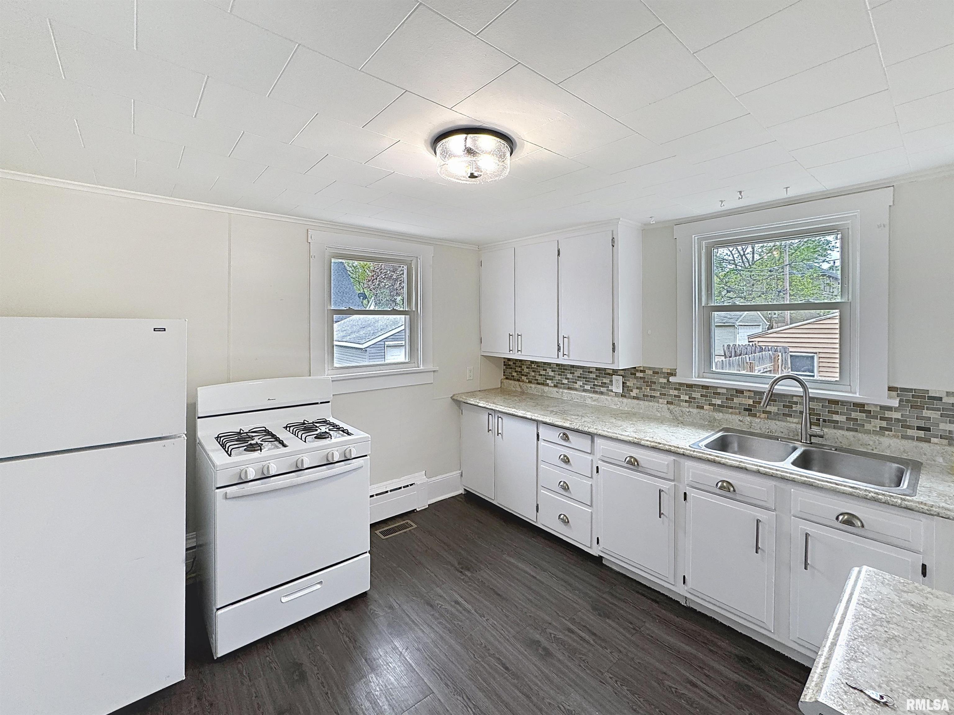 1839 W 9th Street, Davenport, Iowa image 11