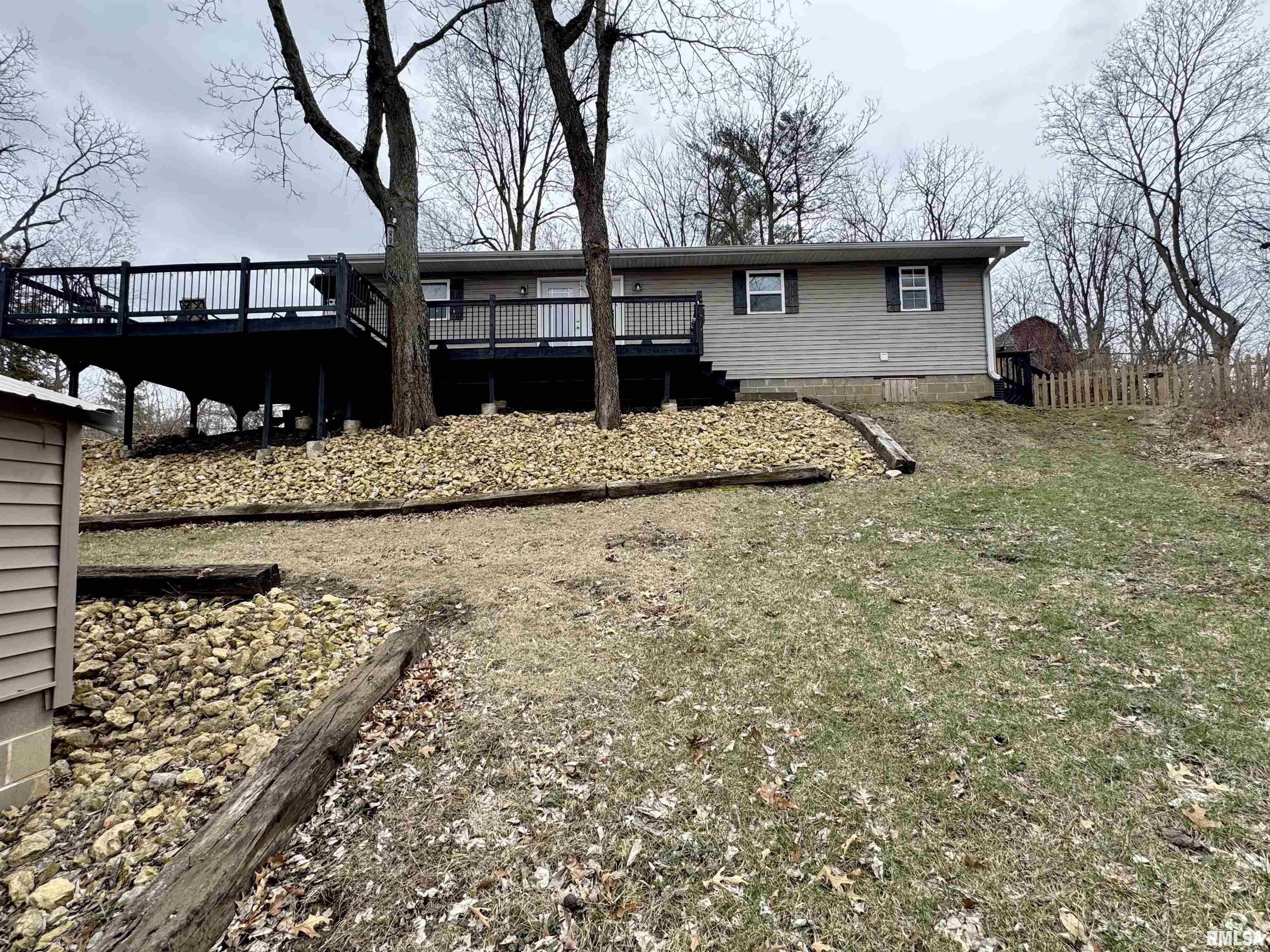 2346 N 11th Street, Clinton, Iowa image 32