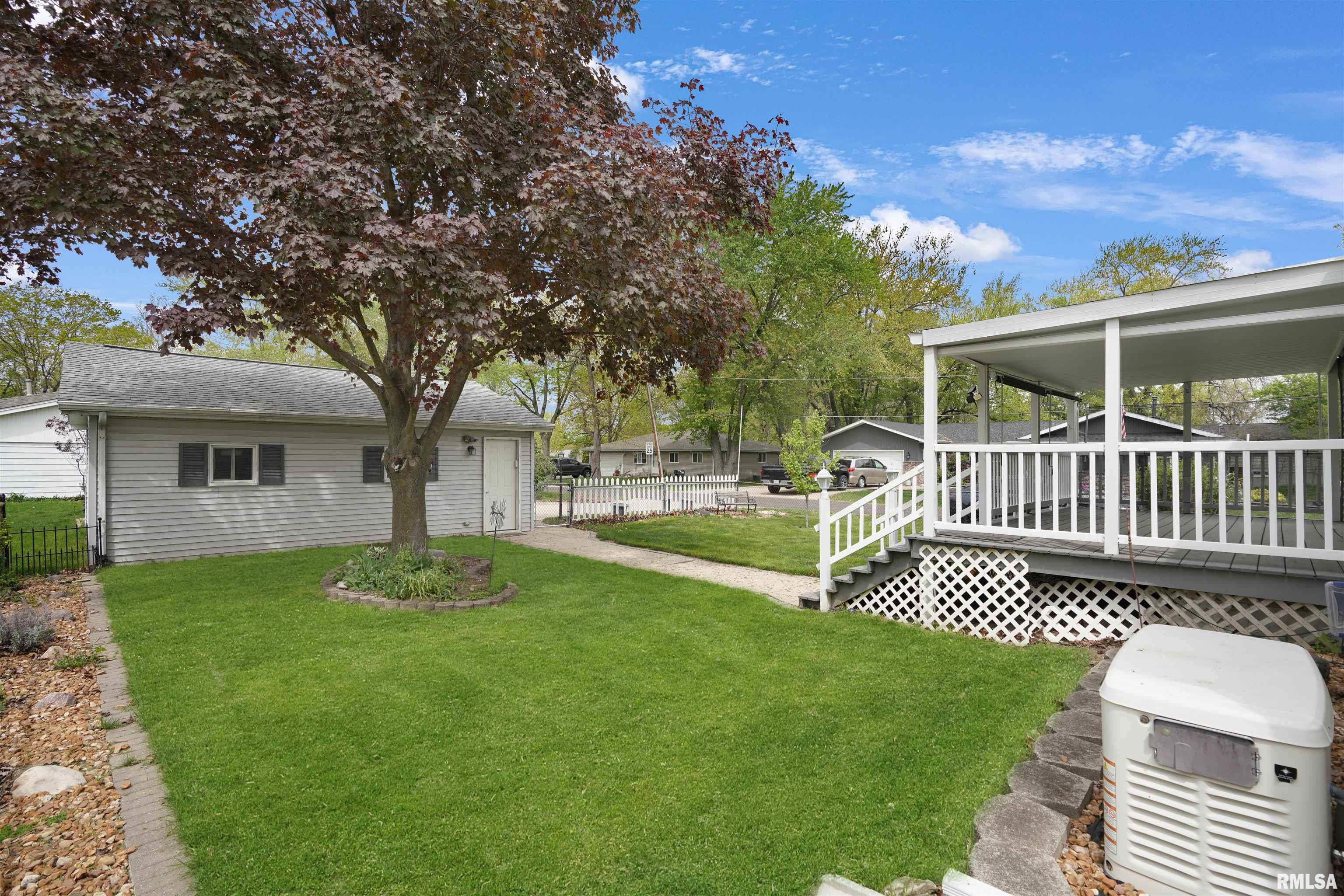 200 Bergman Avenue, East Peoria, Illinois image 32