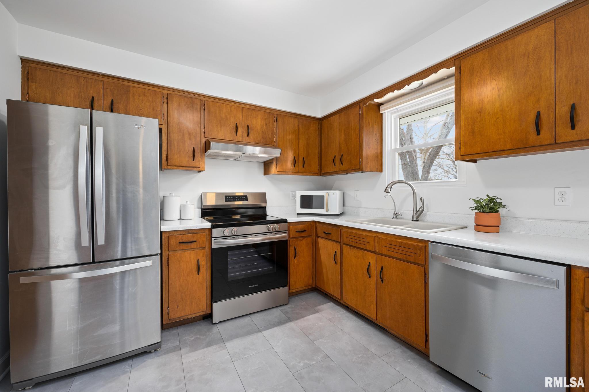 2802 W Gilbert Avenue, Peoria, Illinois image 22