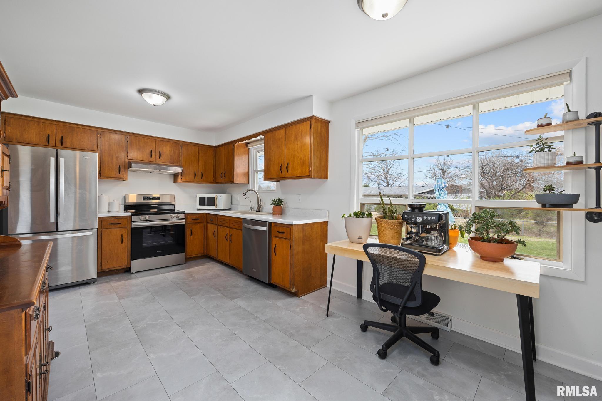 2802 W Gilbert Avenue, Peoria, Illinois image 2