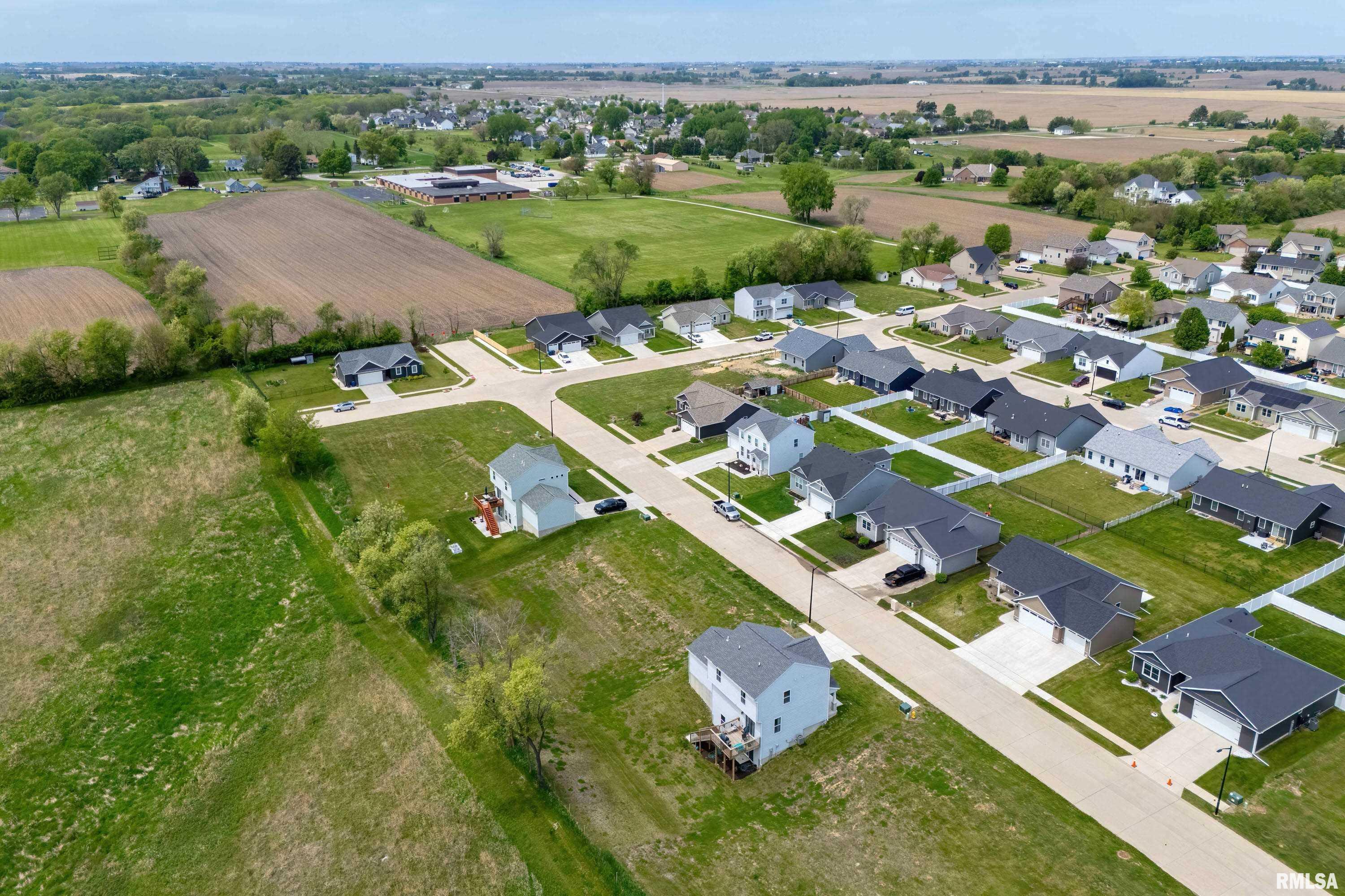 4625 W 11th Street, Davenport, Iowa image 32