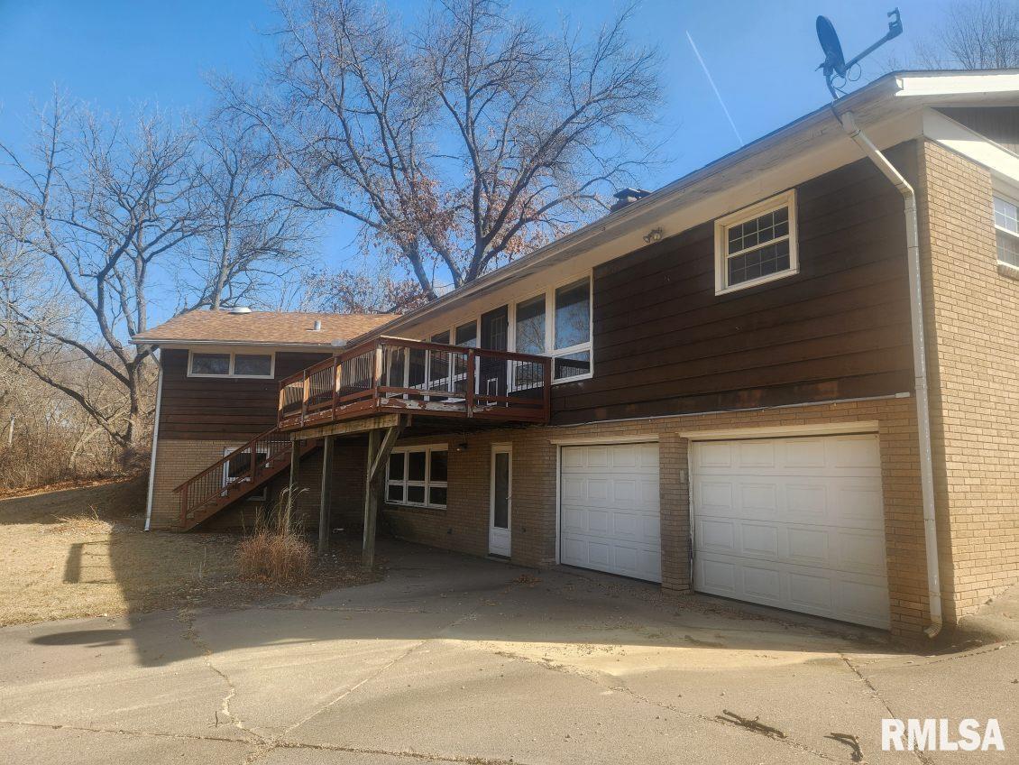 2721 32nd Avenue Court, Rock Island, Illinois image 2