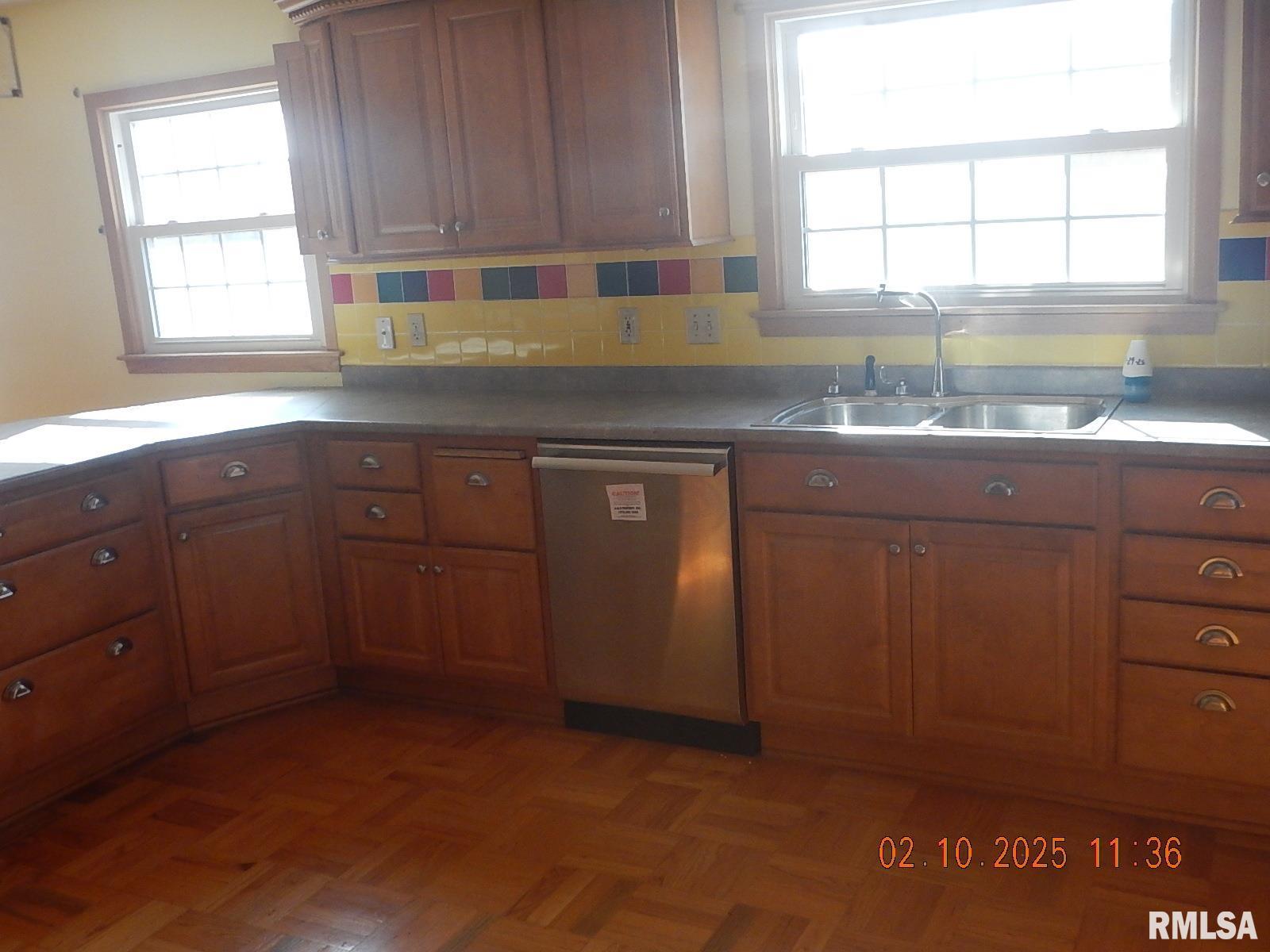 2721 32nd Avenue Court, Rock Island, Illinois image 10