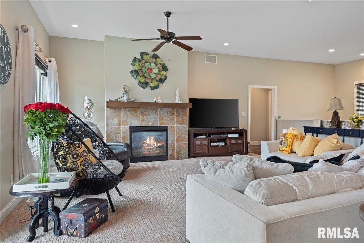 480 Oxley Drive, Springfield, Illinois image 12