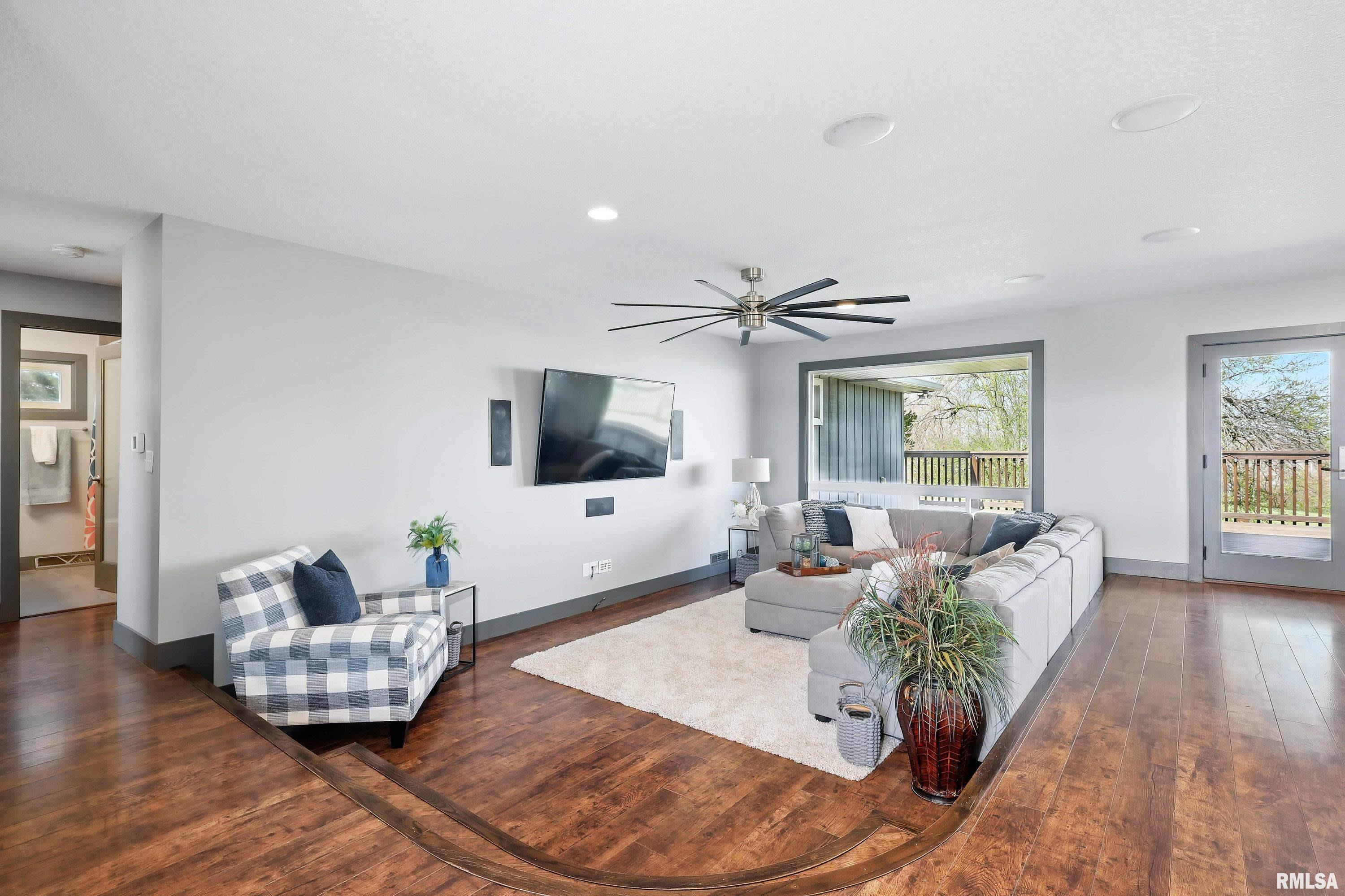 20874 270th Street, Eldridge, Iowa image 32