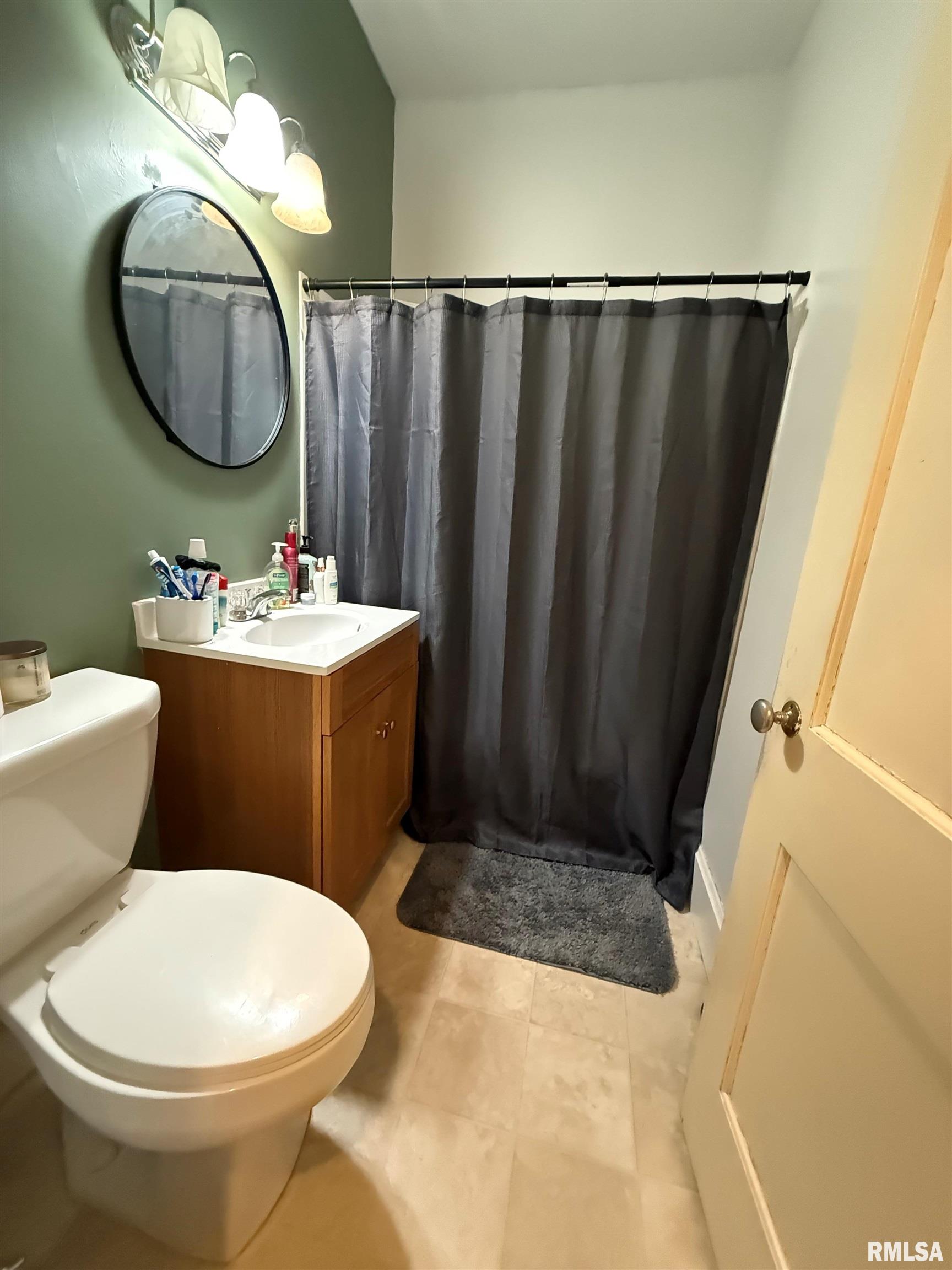 411 W Jefferson Street, Macomb, Illinois image 7