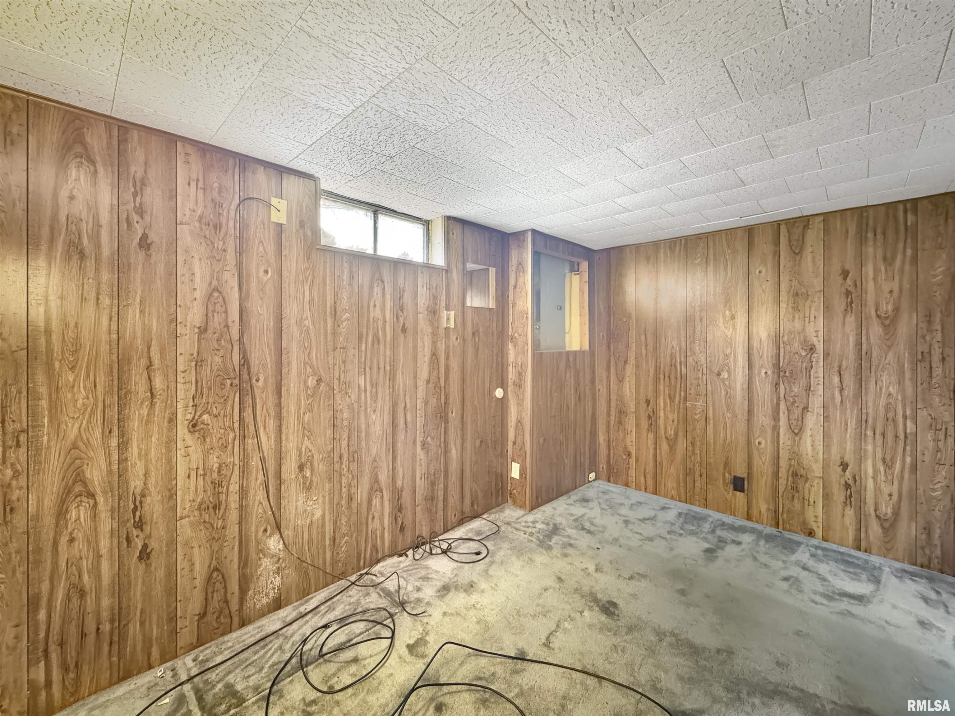 1410 W West Aire Avenue, Peoria, Illinois image 37