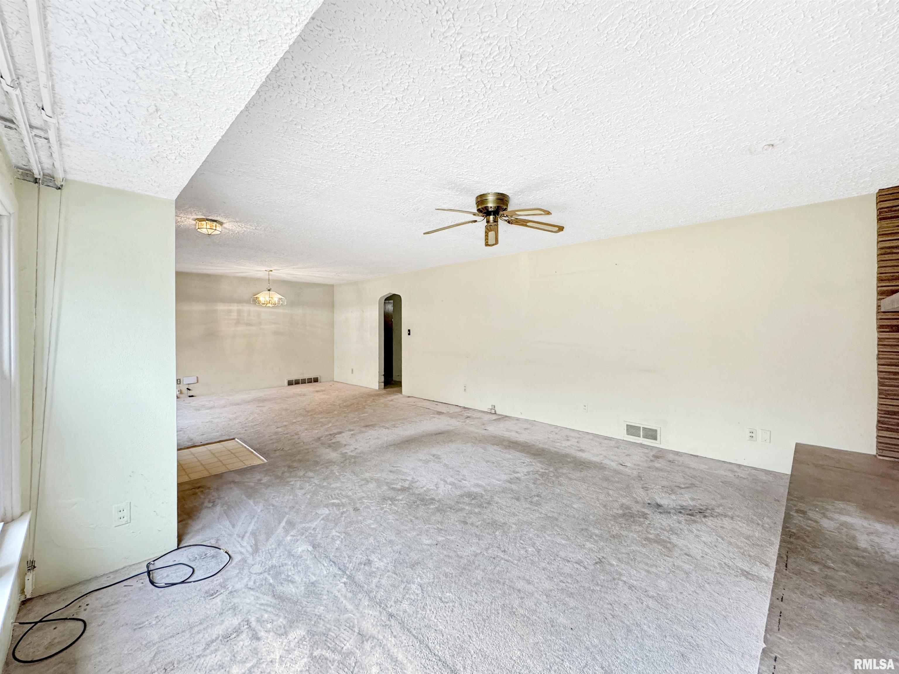 1410 W West Aire Avenue, Peoria, Illinois image 6