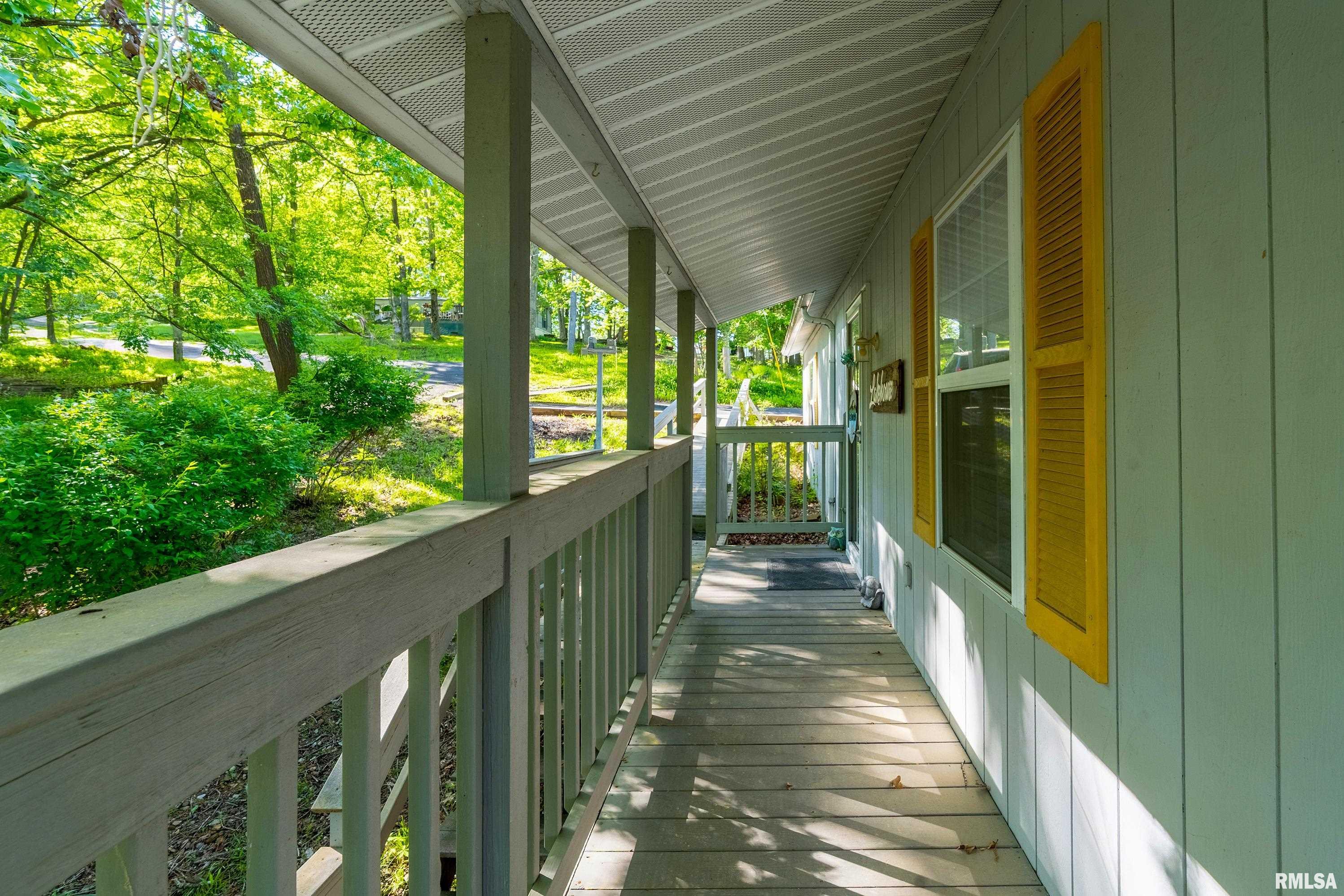 385 S Lakeshore Drive, Goreville, Illinois image 5