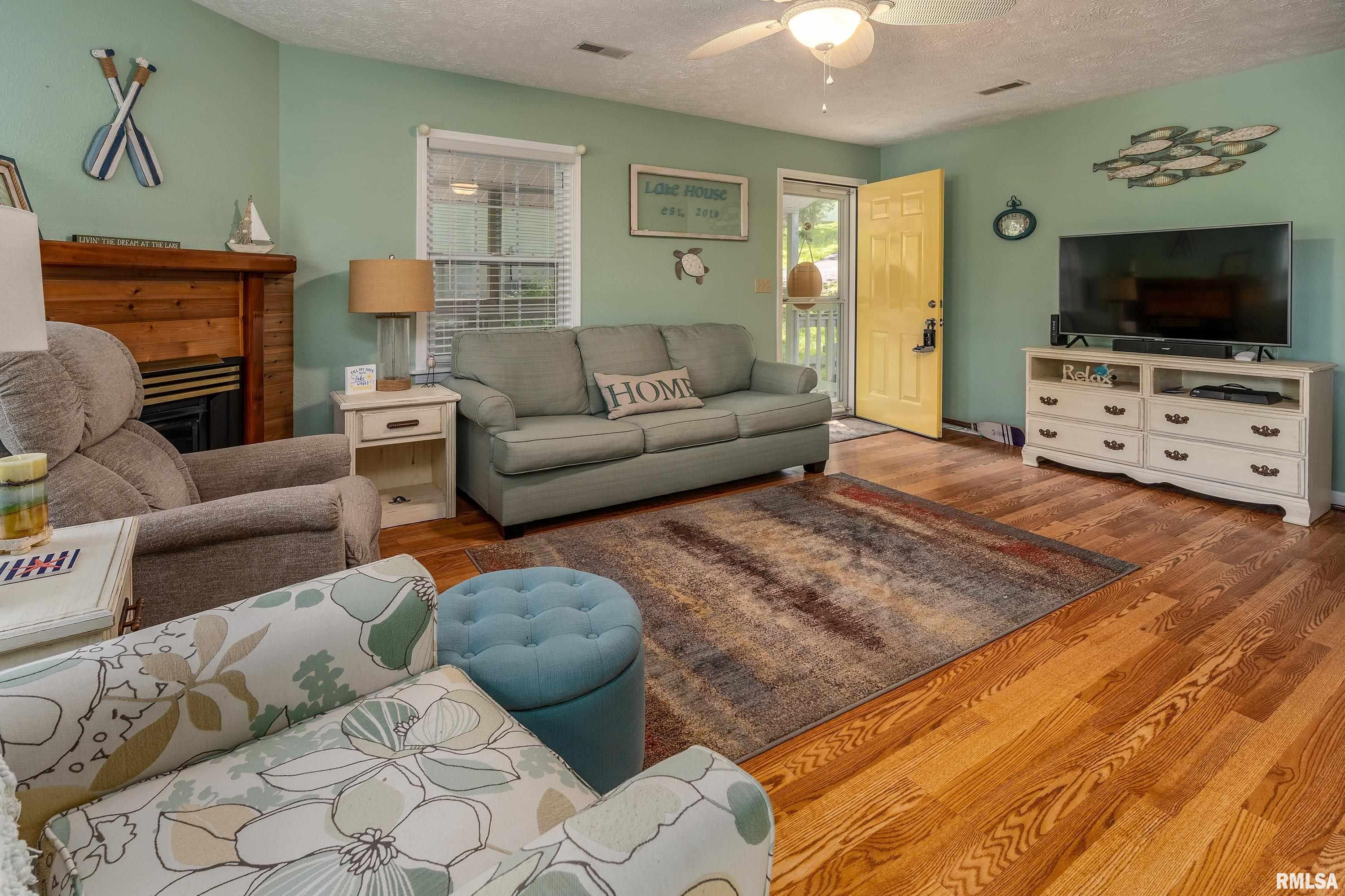 385 S Lakeshore Drive, Goreville, Illinois image 9