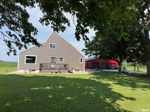Homes For Sale - 22953 Carter Street<br/> Petersburg, IL 62675