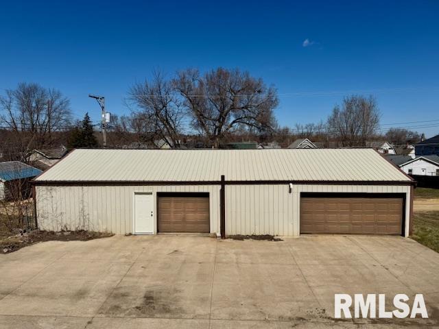 550 8th Avenue South, Clinton, Iowa image 2