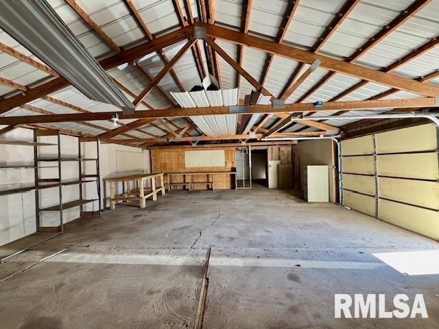 550 8th Avenue South, Clinton, Iowa image 33