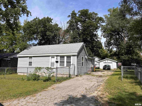 Homes For Sale - 1925 E Glenn Avenue<br/> Springfield, IL 62703