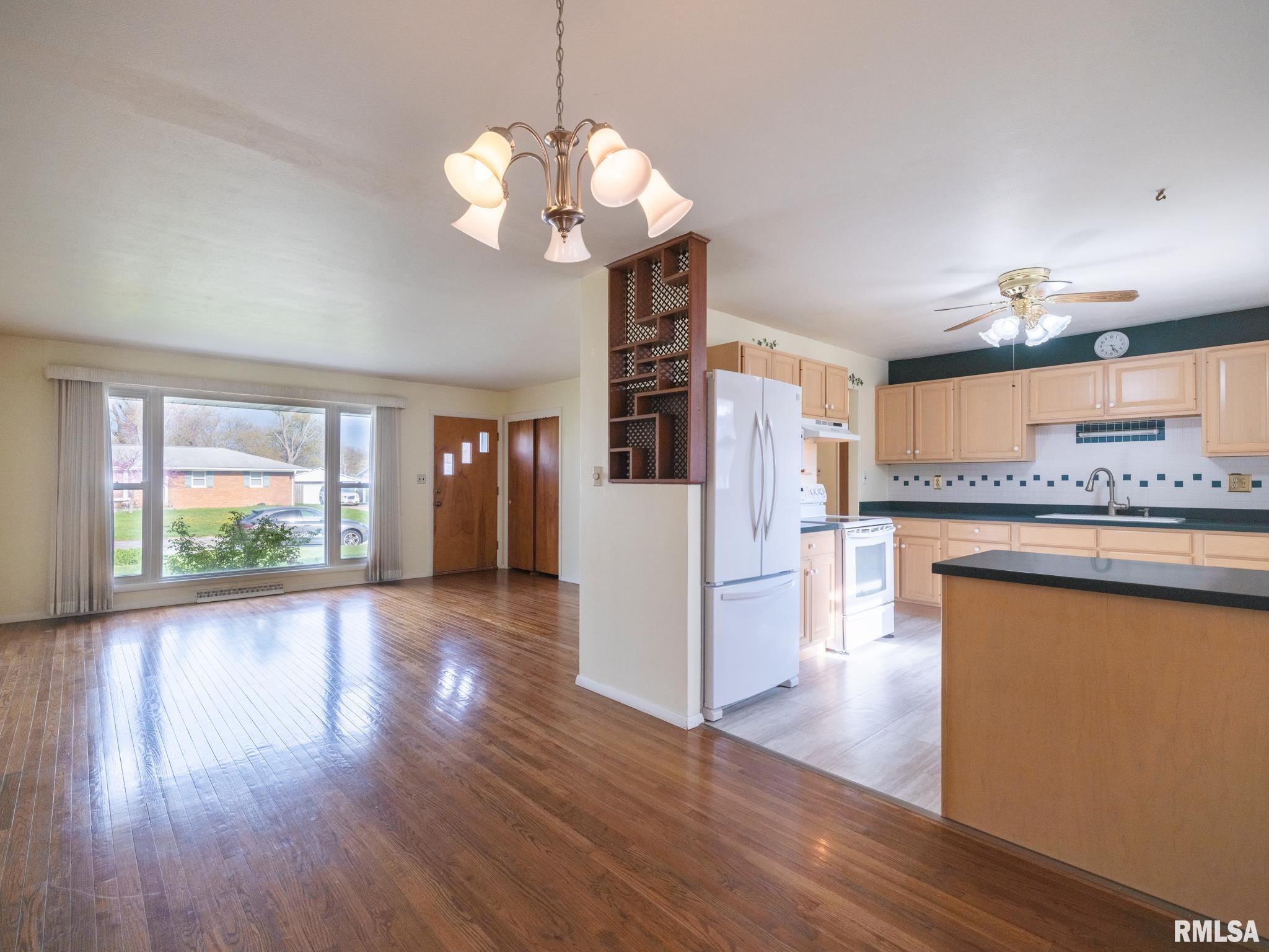 6021 N Western Avenue, Peoria, Illinois image 21