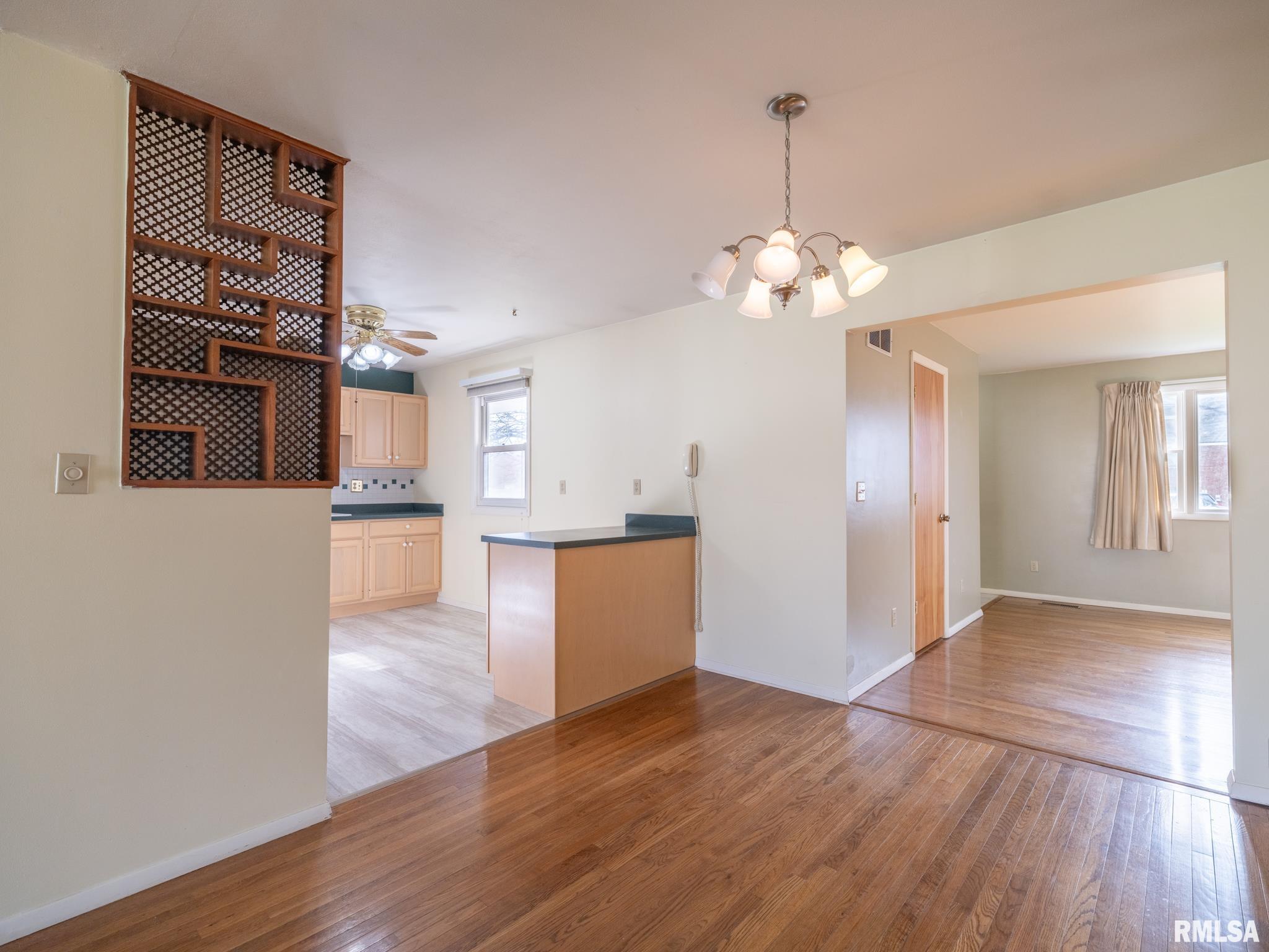 6021 N Western Avenue, Peoria, Illinois image 20