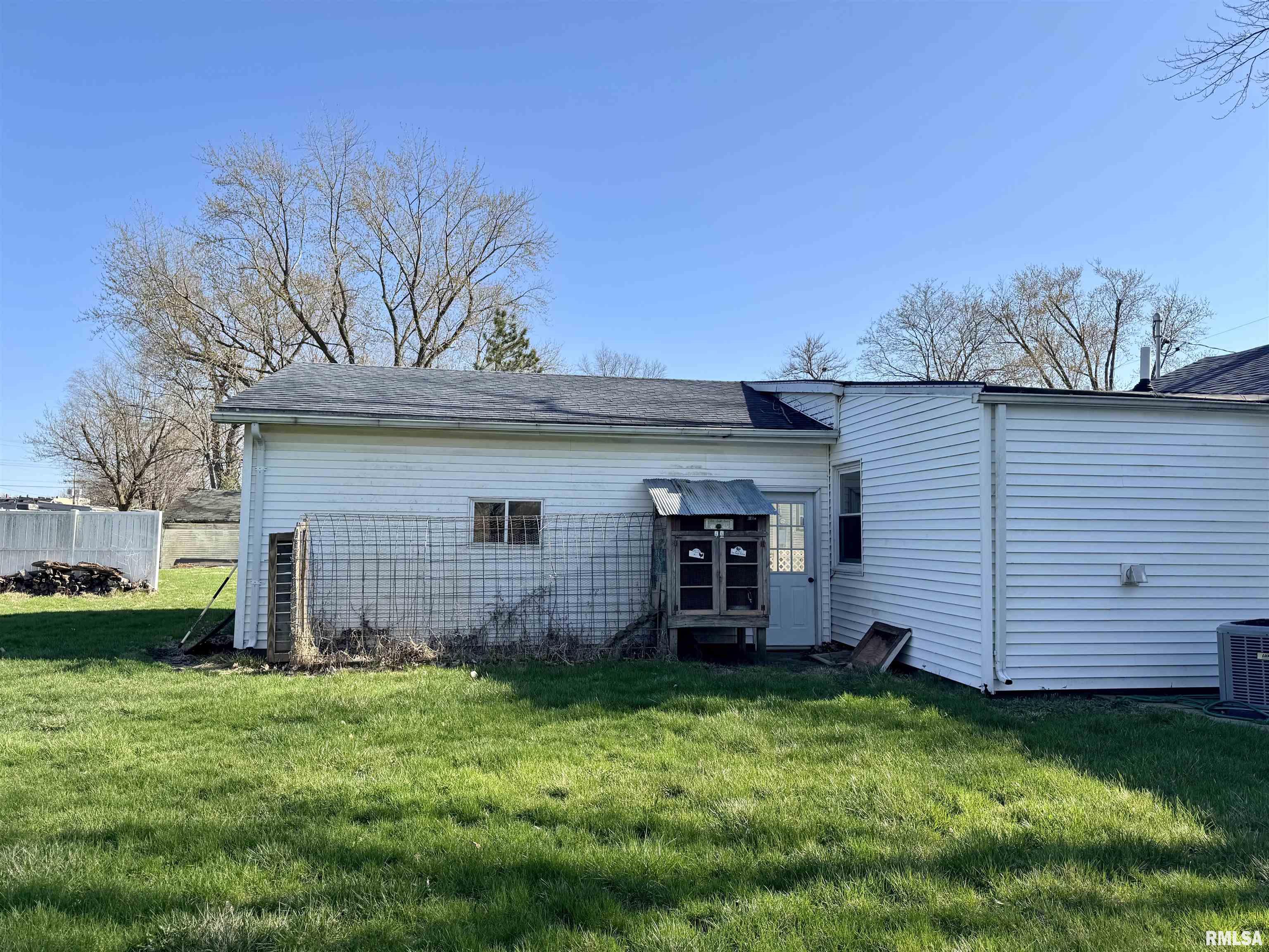 314 N Elizabeth Street, Colchester, Illinois image 5