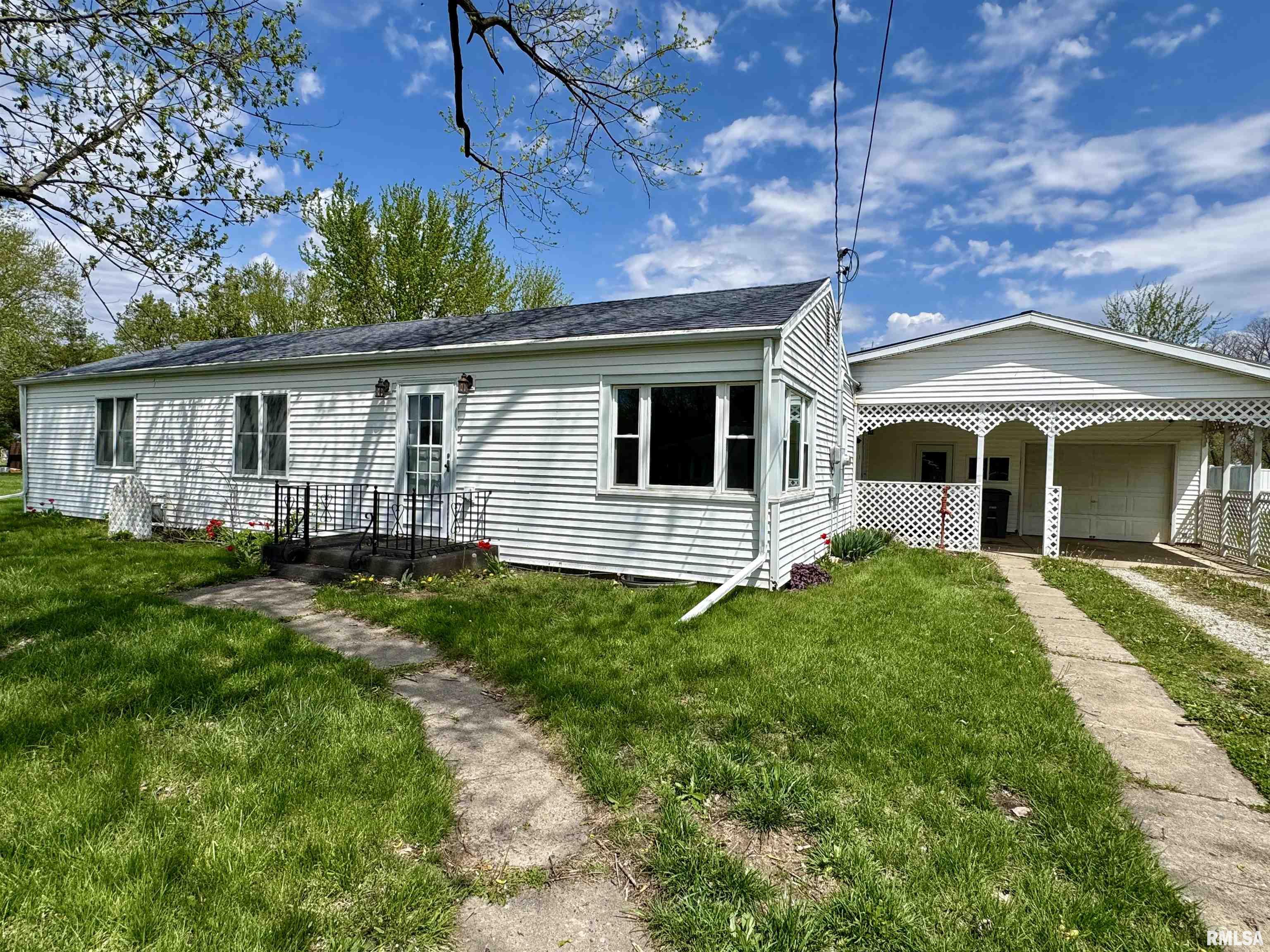 314 N Elizabeth Street, Colchester, Illinois image 3