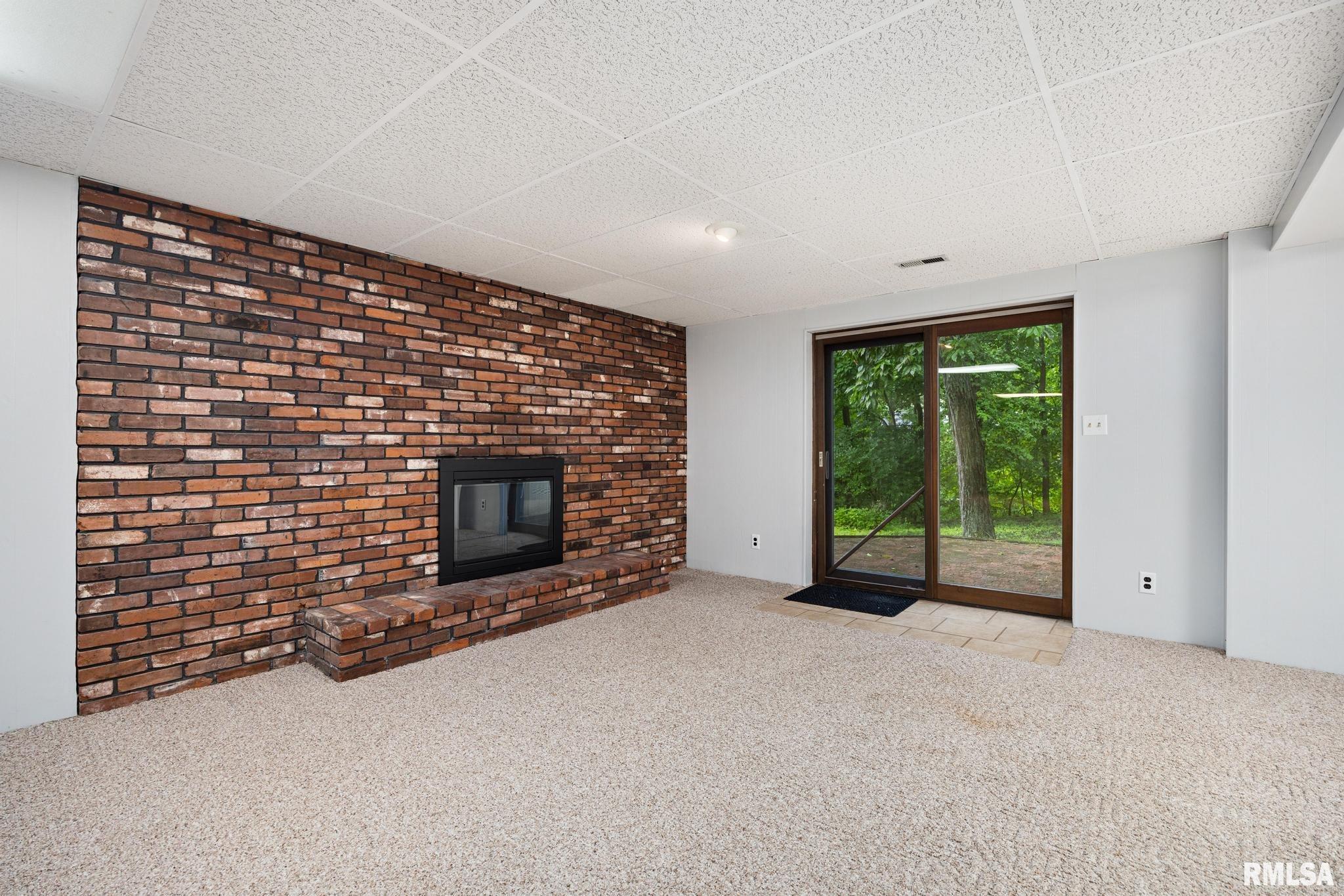 3407 W Capitol Drive, Peoria, Illinois image 25