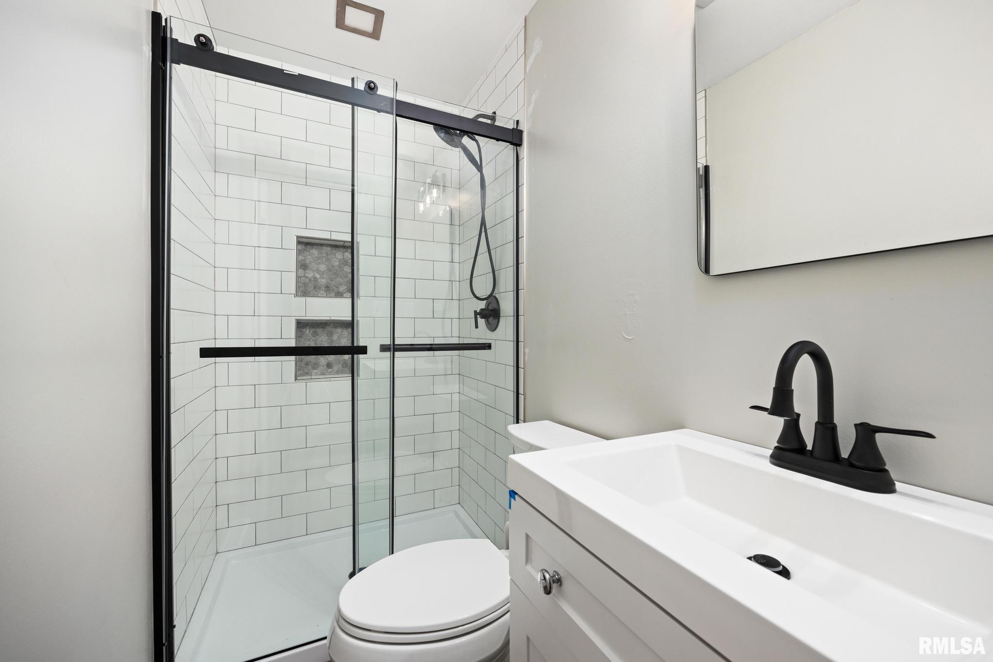 3407 W Capitol Drive, Peoria, Illinois image 18