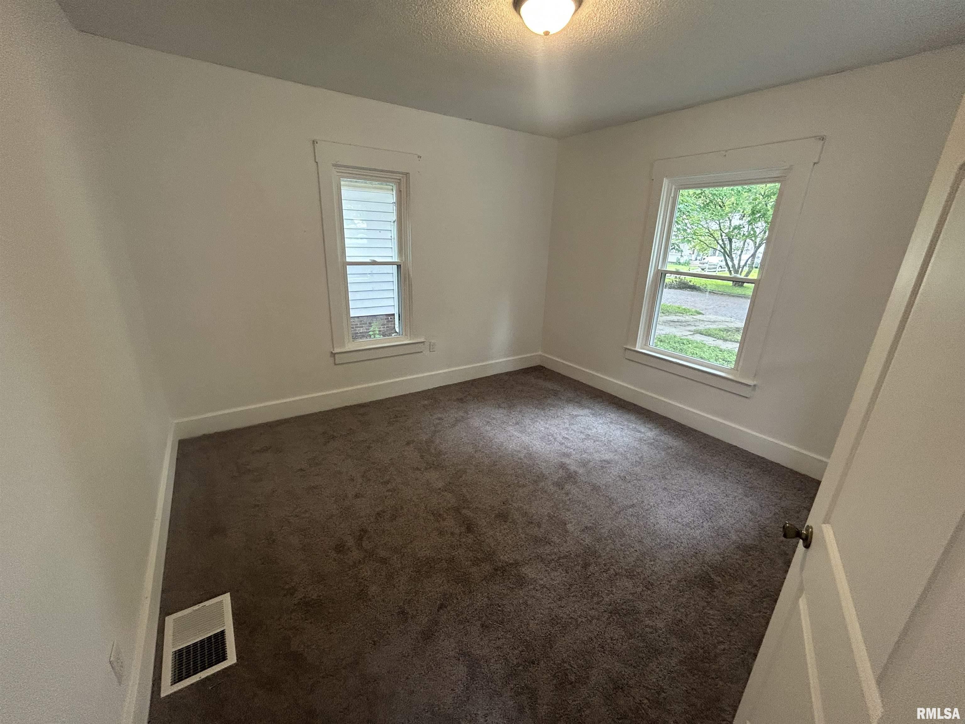 510 W Vine Street, Springfield, Illinois image 2