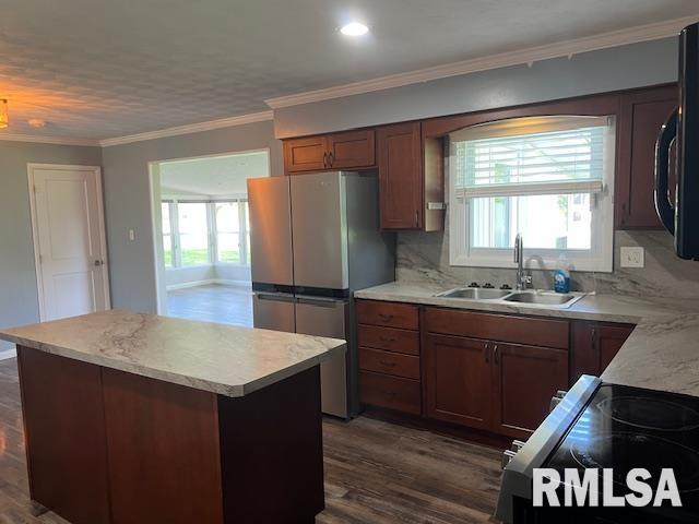 805 Dogwood Lane, Marion, Illinois image 14