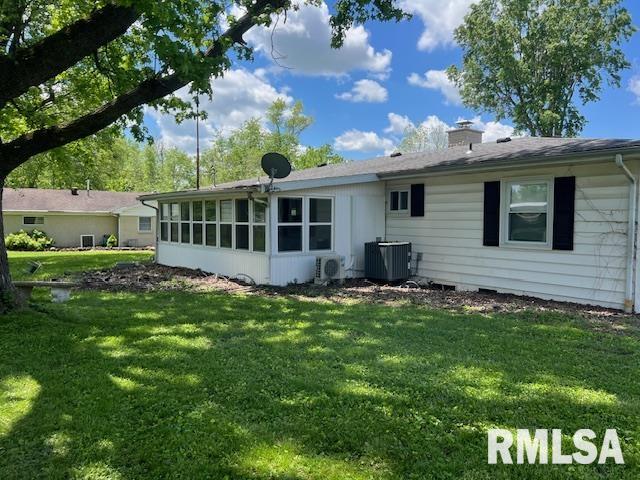 805 Dogwood Lane, Marion, Illinois image 3