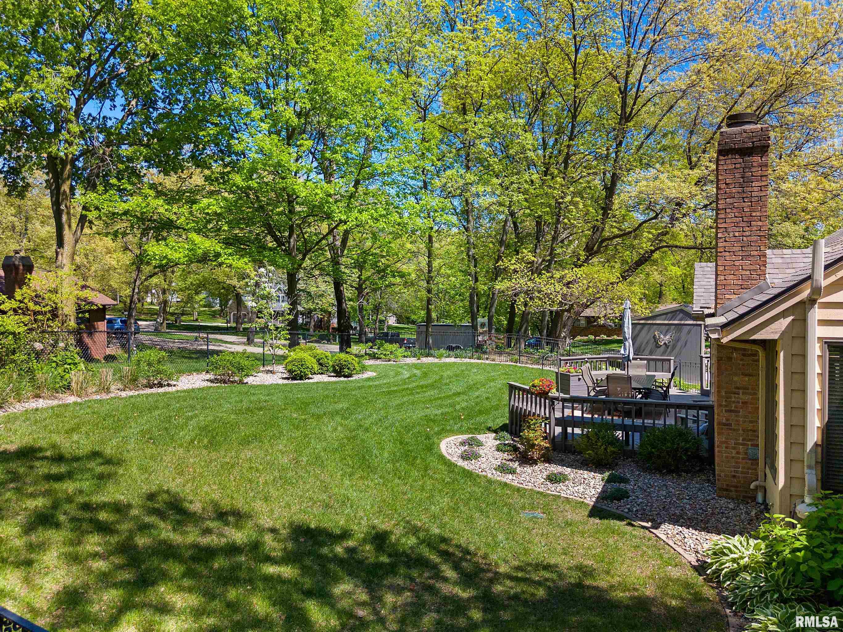 22 Oakcrest Drive, Pekin, Illinois image 5