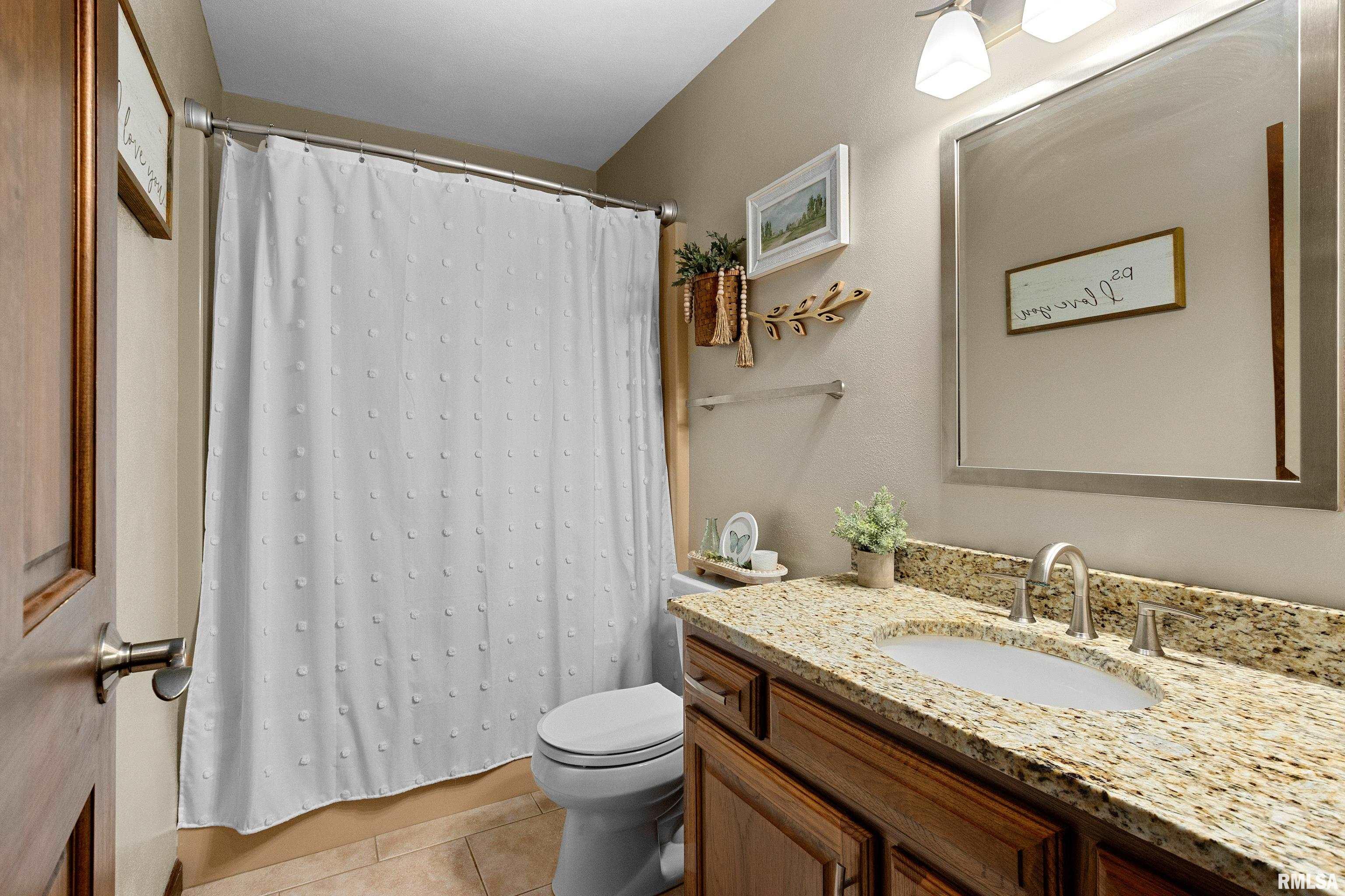 22 Oakcrest Drive, Pekin, Illinois image 35