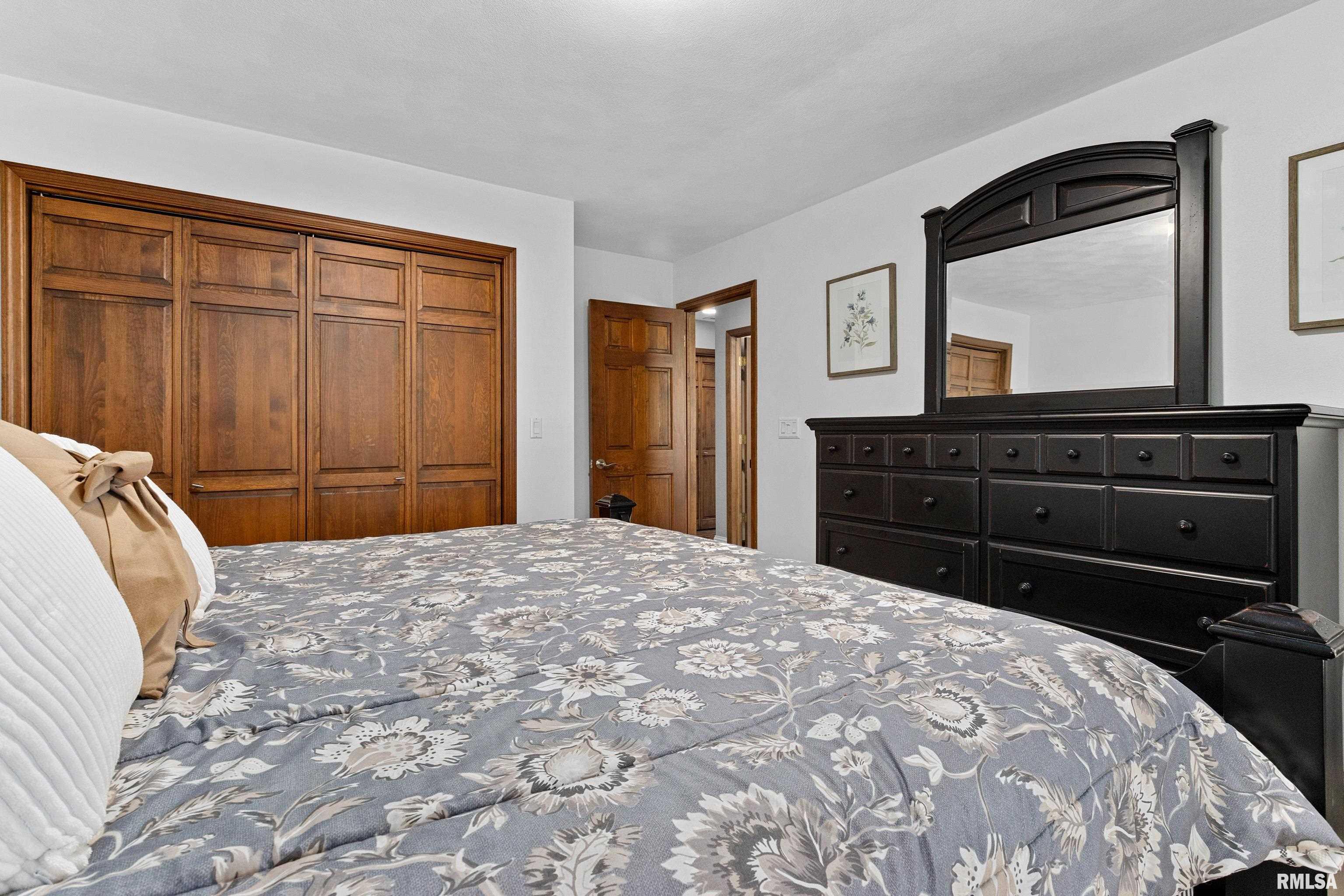22 Oakcrest Drive, Pekin, Illinois image 37